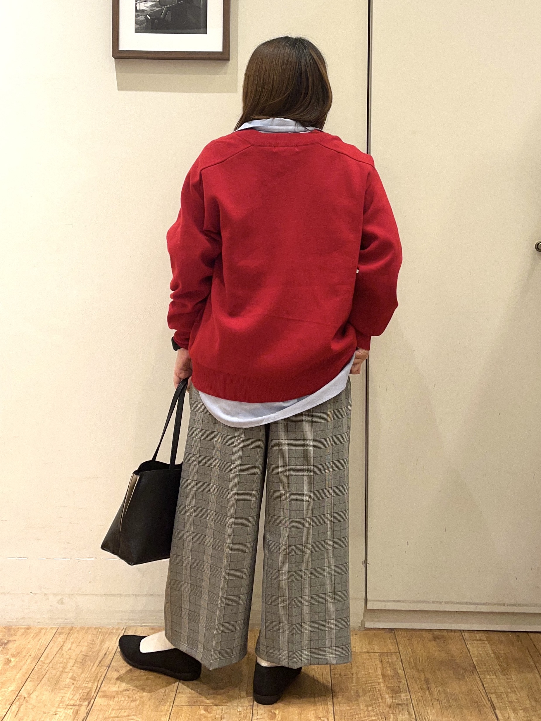 harusakuさんの「SHOO･LA･RUE｜【毛玉になりにくい/S-LL/洗濯機可/体型カバー】Vネックゆったりカーディガン」を使ったコーディネート