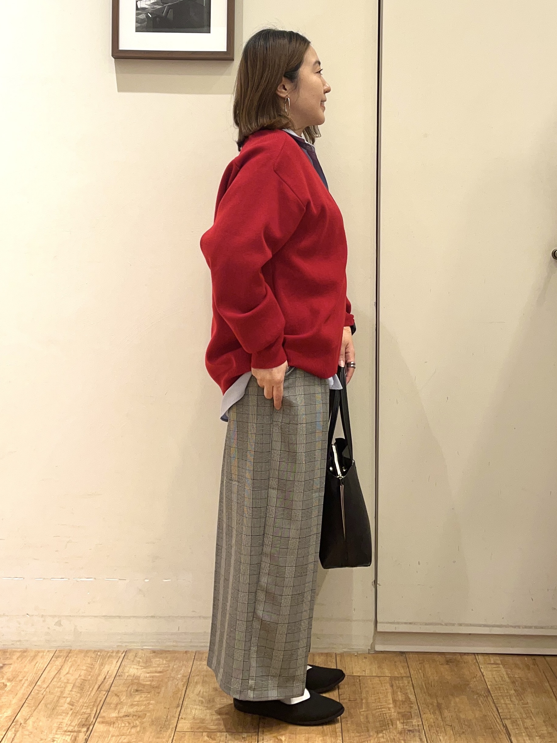 harusakuさんの「SHOO･LA･RUE｜【毛玉になりにくい/S-LL/洗濯機可/体型カバー】Vネックゆったりカーディガン」を使ったコーディネート