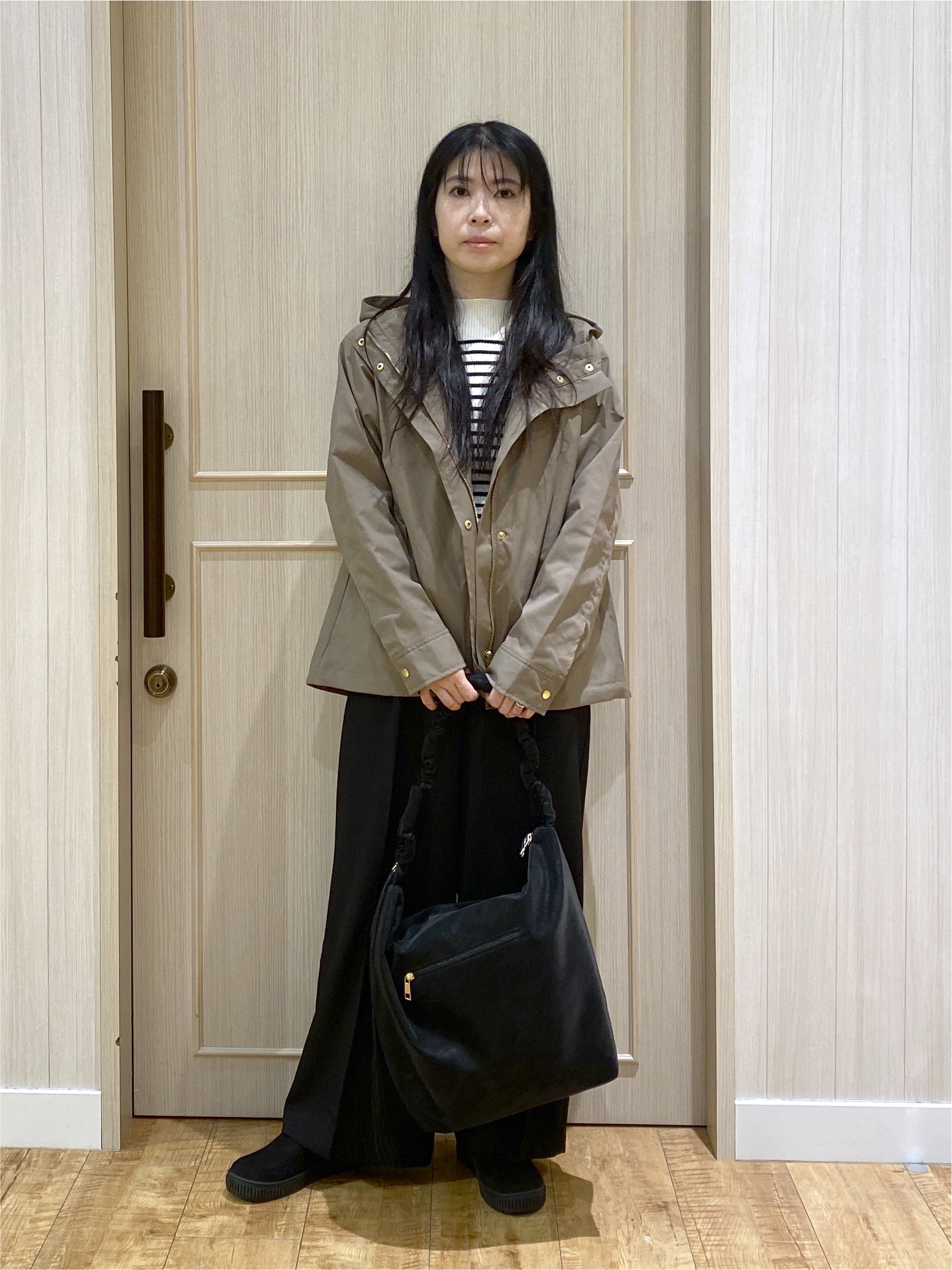 ERIさんの「SHOO･LA･RUE｜【洗濯機可/撥水/マルチWAY】ファーライナー付き 毎日欲張りマンパ」を使ったコーディネート
