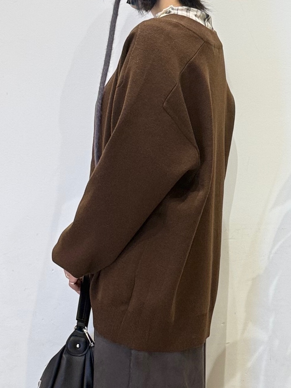 misakiさんの「SHOO･LA･RUE｜【毛玉になりにくい/S-LL/洗濯機可/体型カバー】Vネックゆったりカーディガン」を使ったコーディネート