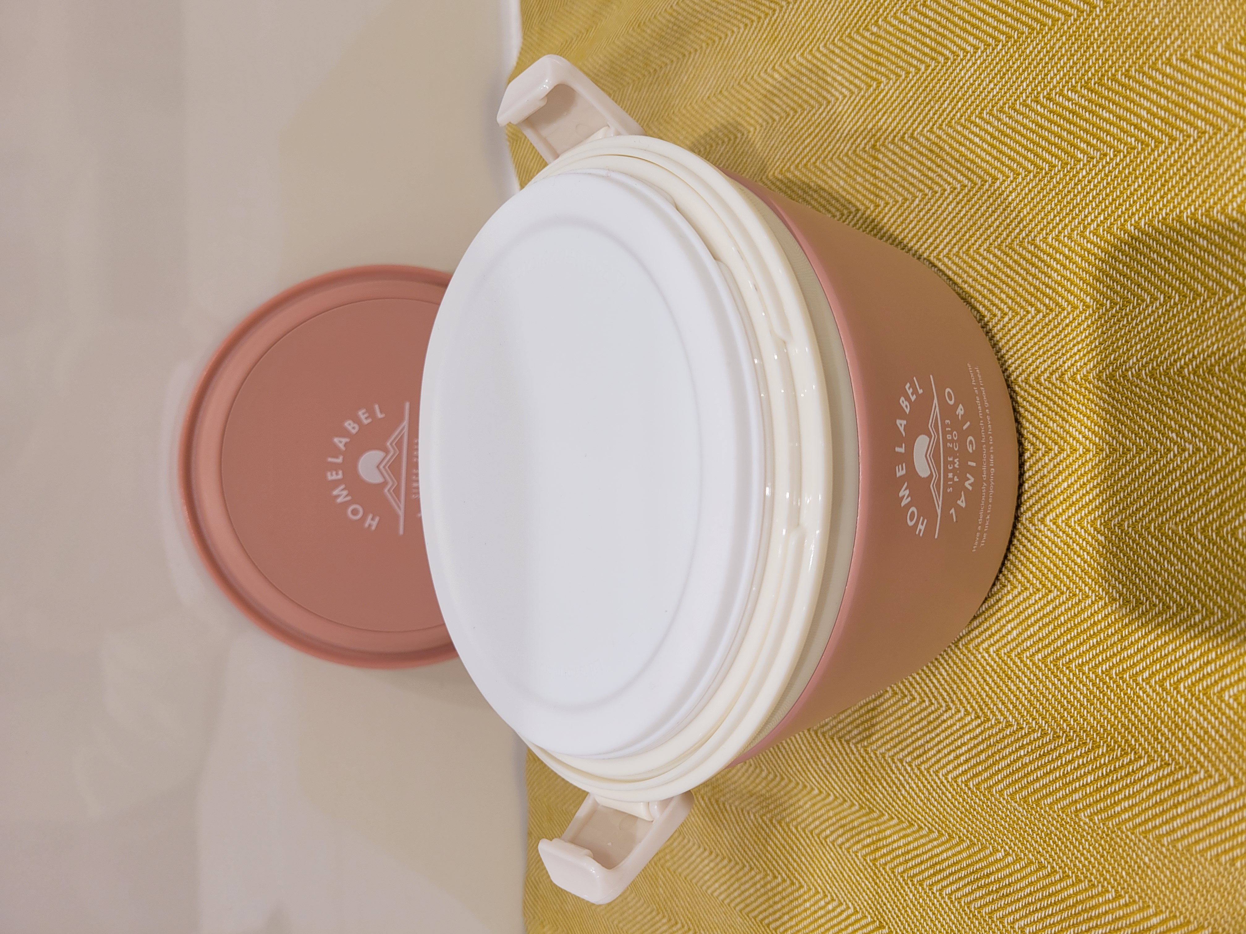 きつねさんの「212 KITCHEN STORE｜どんぶりランチジャー770 PK」を使ったコーディネート