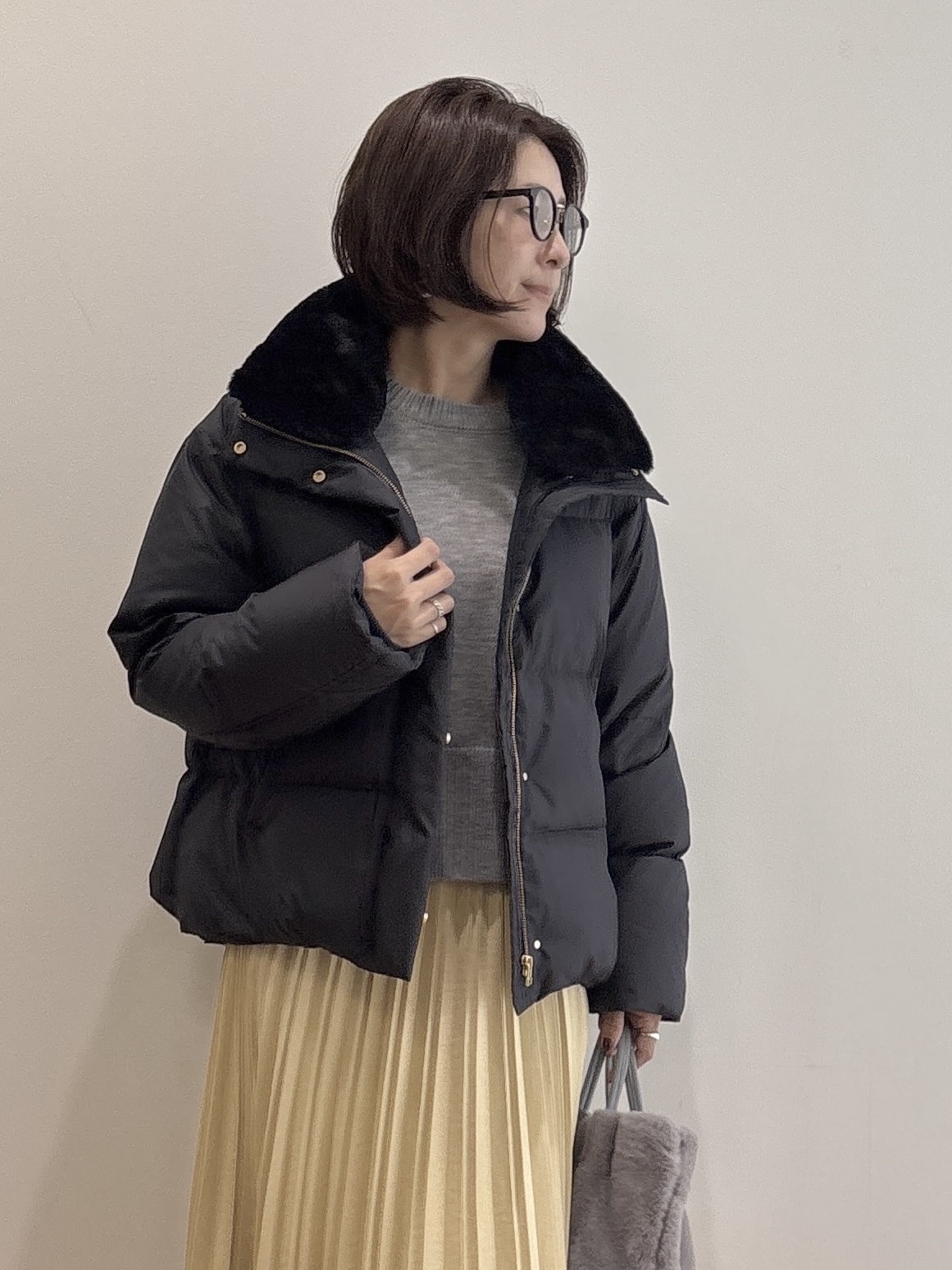 NAKAさんの「OPAQUE.CLIP｜【森絵梨佳さん着用】スウェードライクプリーツスカート《S～LL/5col／洗濯機OK》」を使ったコーディネート