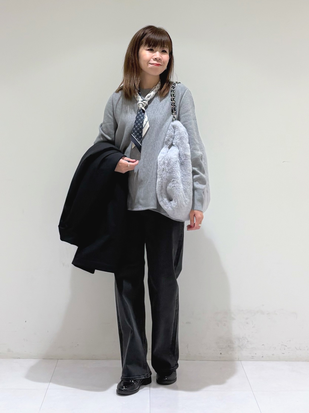tsuyuさんの「INDIVI｜【超軽量／蓄熱／撥水】中綿ライトチェスターコート」を使ったコーディネート