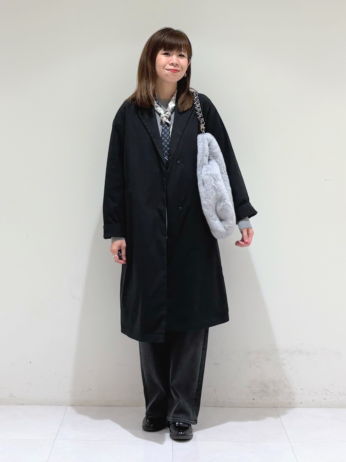 tsuyuさんの「INDIVI｜【超軽量／蓄熱／撥水】中綿ライトチェスターコート」を使ったコーディネート