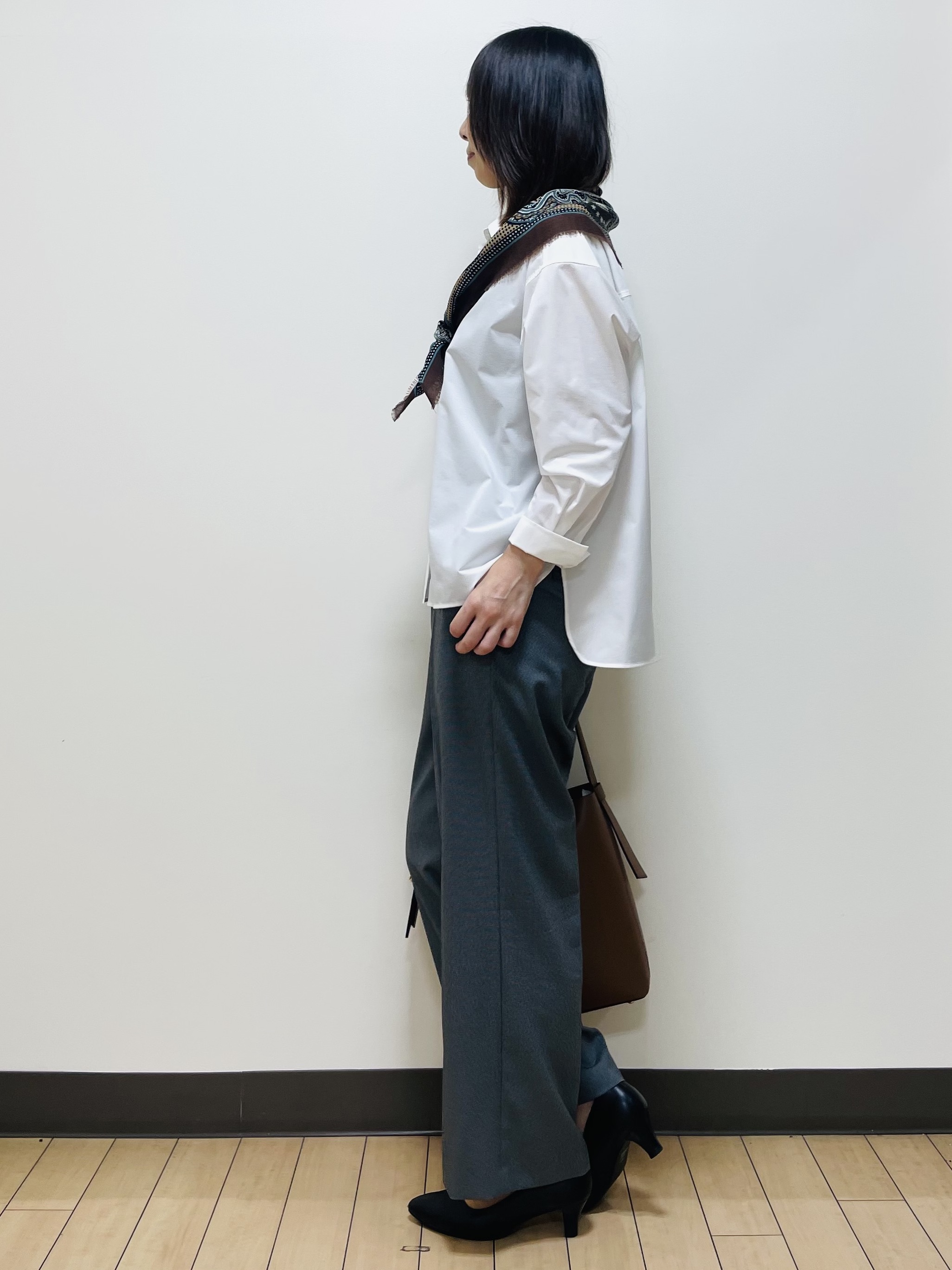 Riiさんの「Reflect｜【羽織◎】オフボディシルエットシャツ」を使ったコーディネート