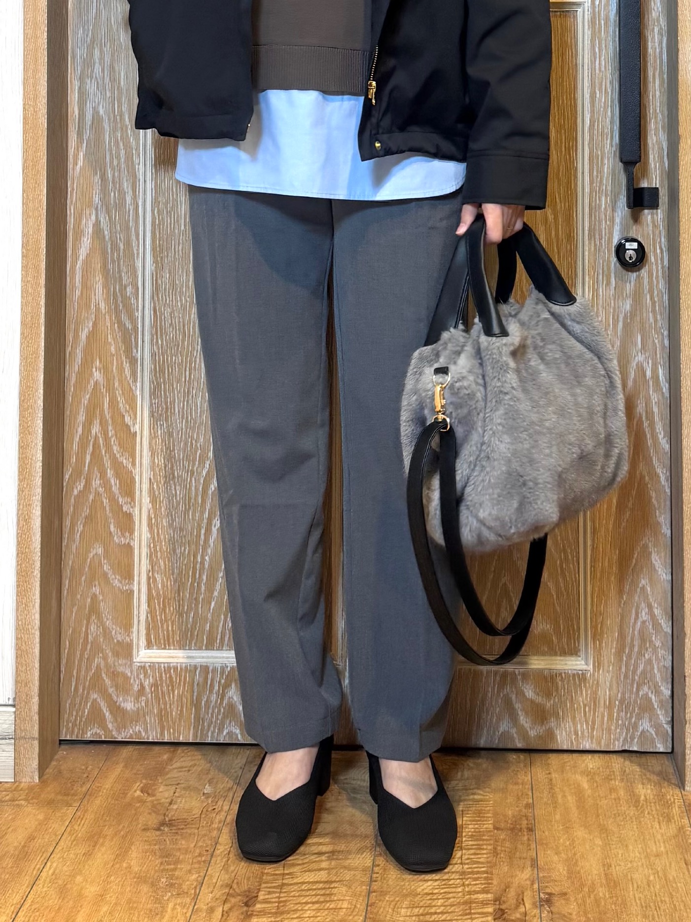 KAORIさんの「SHOO･LA･RUE｜【洗濯機可/撥水/マルチWAY】ファーライナー付き 毎日欲張りマンパ」を使ったコーディネート