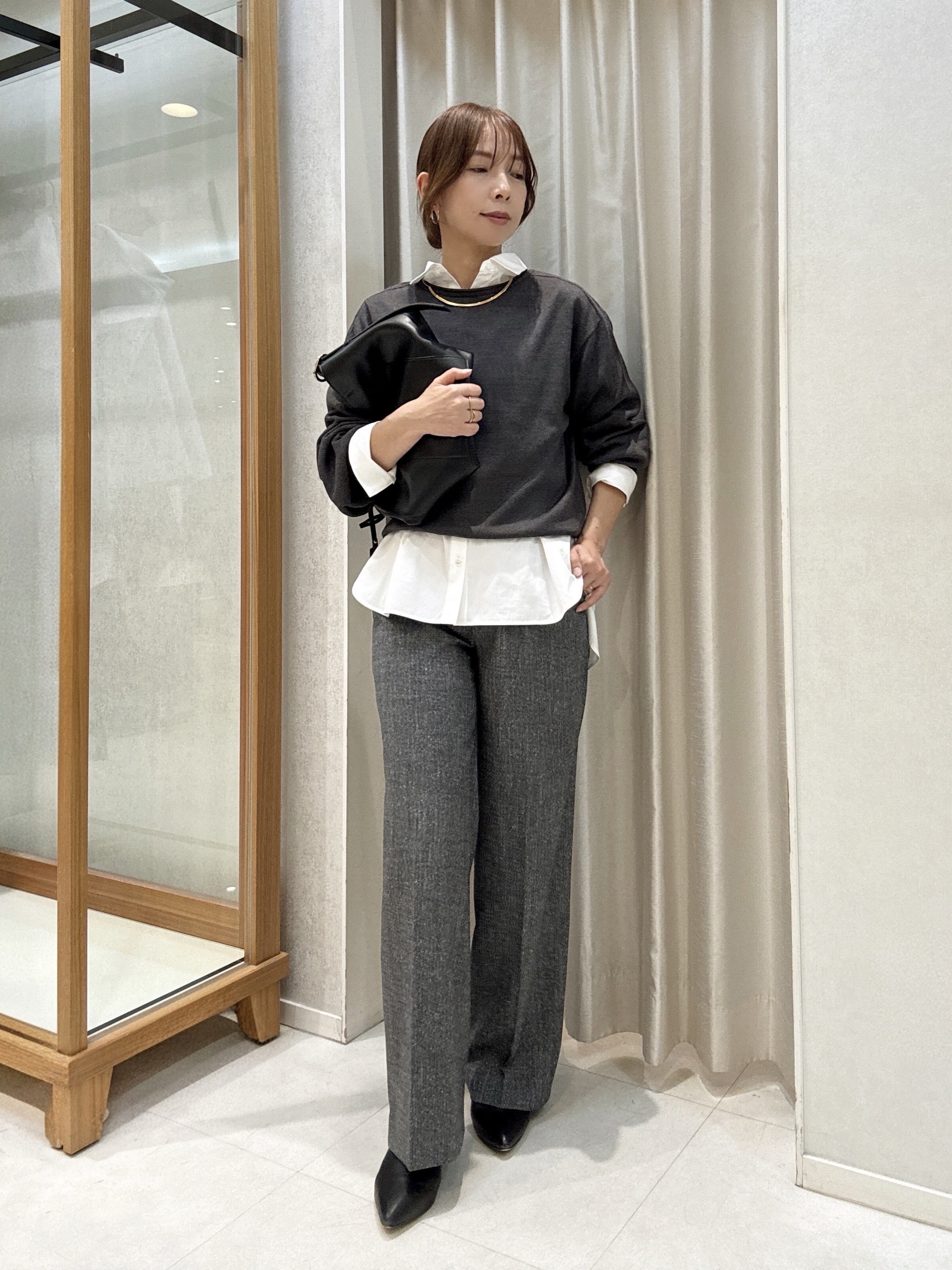 tomoさんの「UNTITLED｜【店頭人気！/8色展開】ボリュームスリーブニットプルオーバー」を使ったコーディネート
