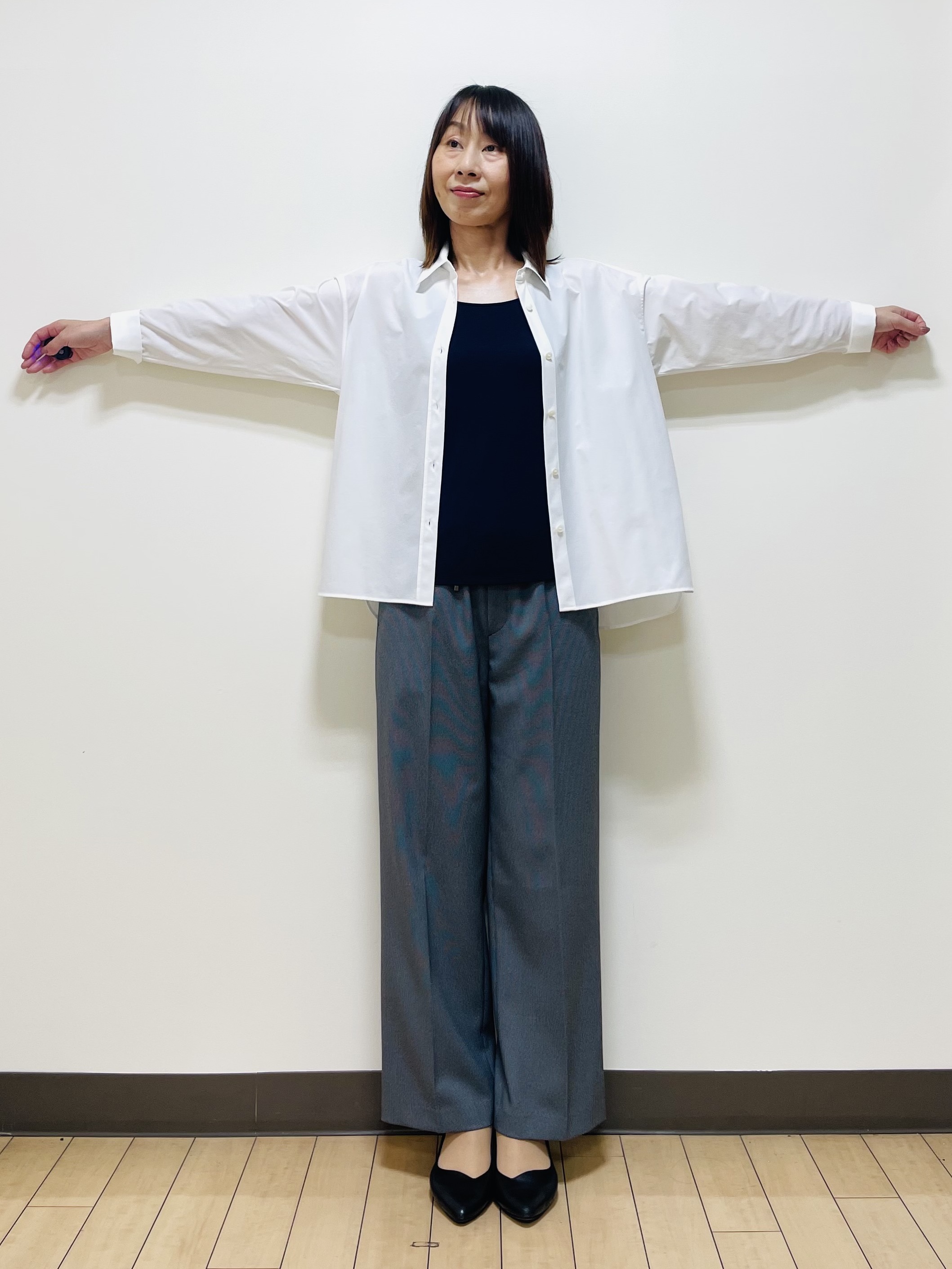 Riiさんの「Reflect｜【羽織◎】オフボディシルエットシャツ」を使ったコーディネート