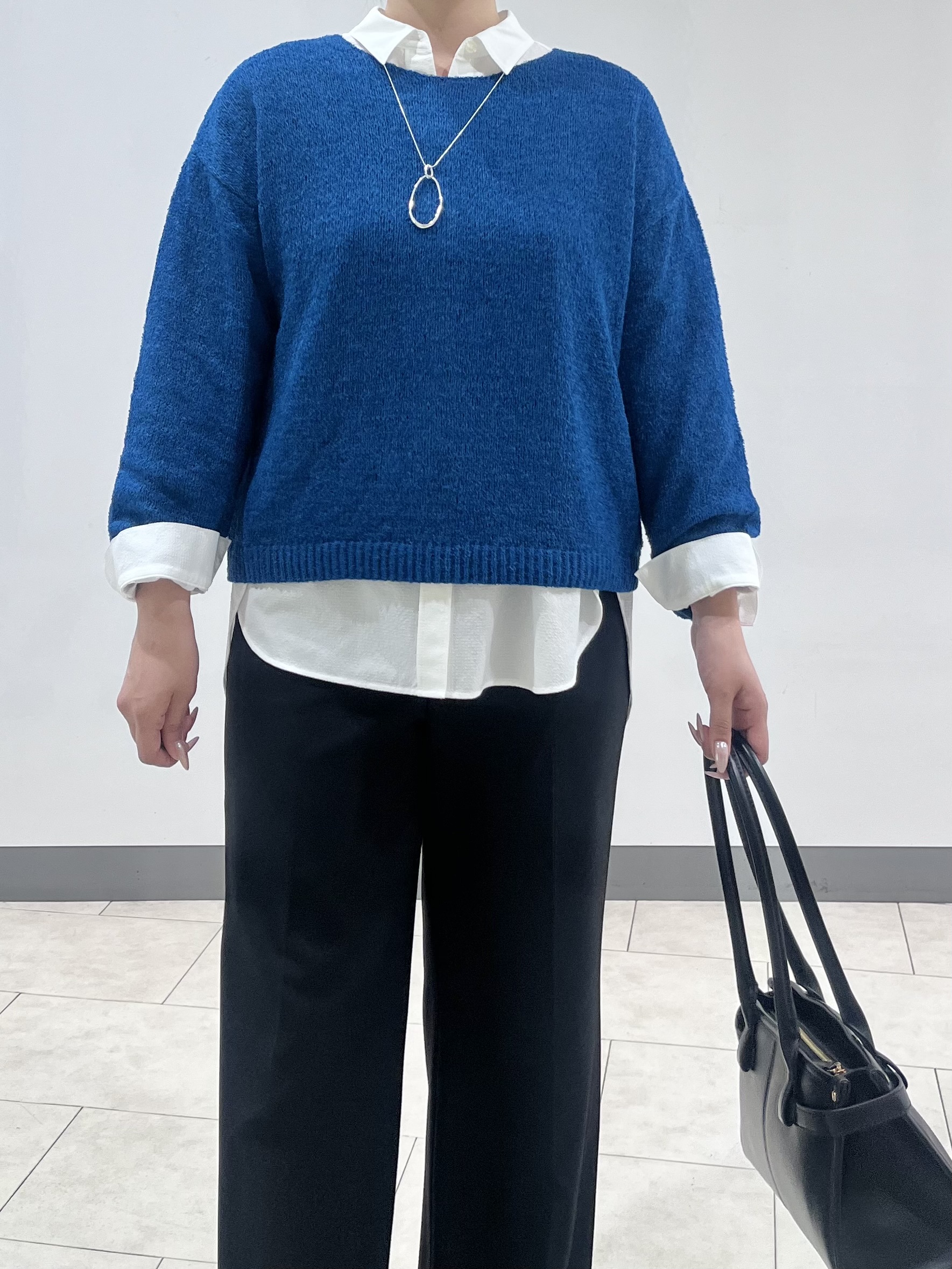 hasuさんの「INDIVI｜【洗える／程よいシアー感】凹凸素材ニット」を使ったコーディネート