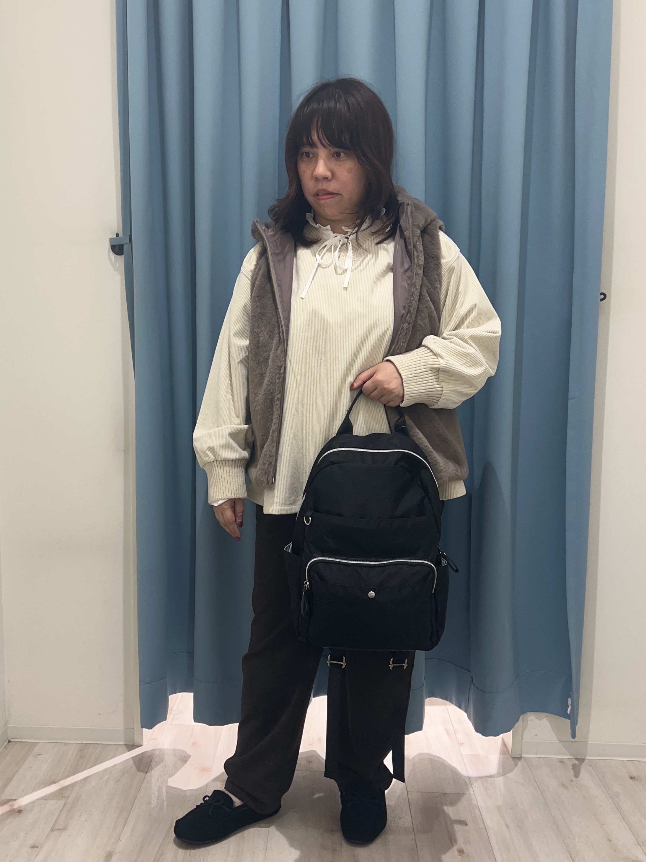 くーさんの「SHOO･LA･RUE｜【洗濯機可/撥水/マルチWAY】ファーライナー付き 毎日欲張りマンパ」を使ったコーディネート