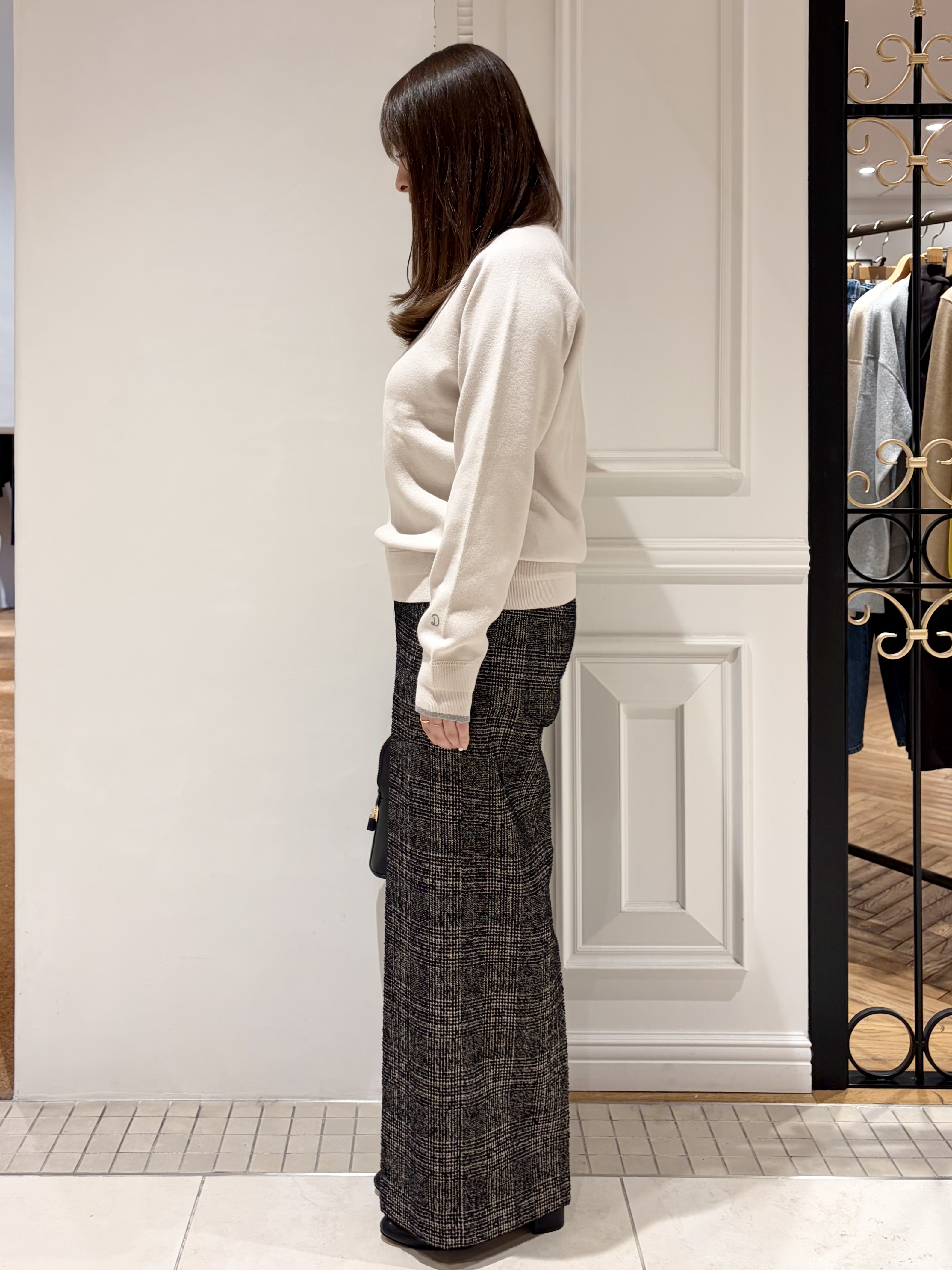 minowaさんの「DRESSTERIOR｜【STORY11月号掲載/マシンウォッシャブル】コットンカシミヤニット」を使ったコーディネート