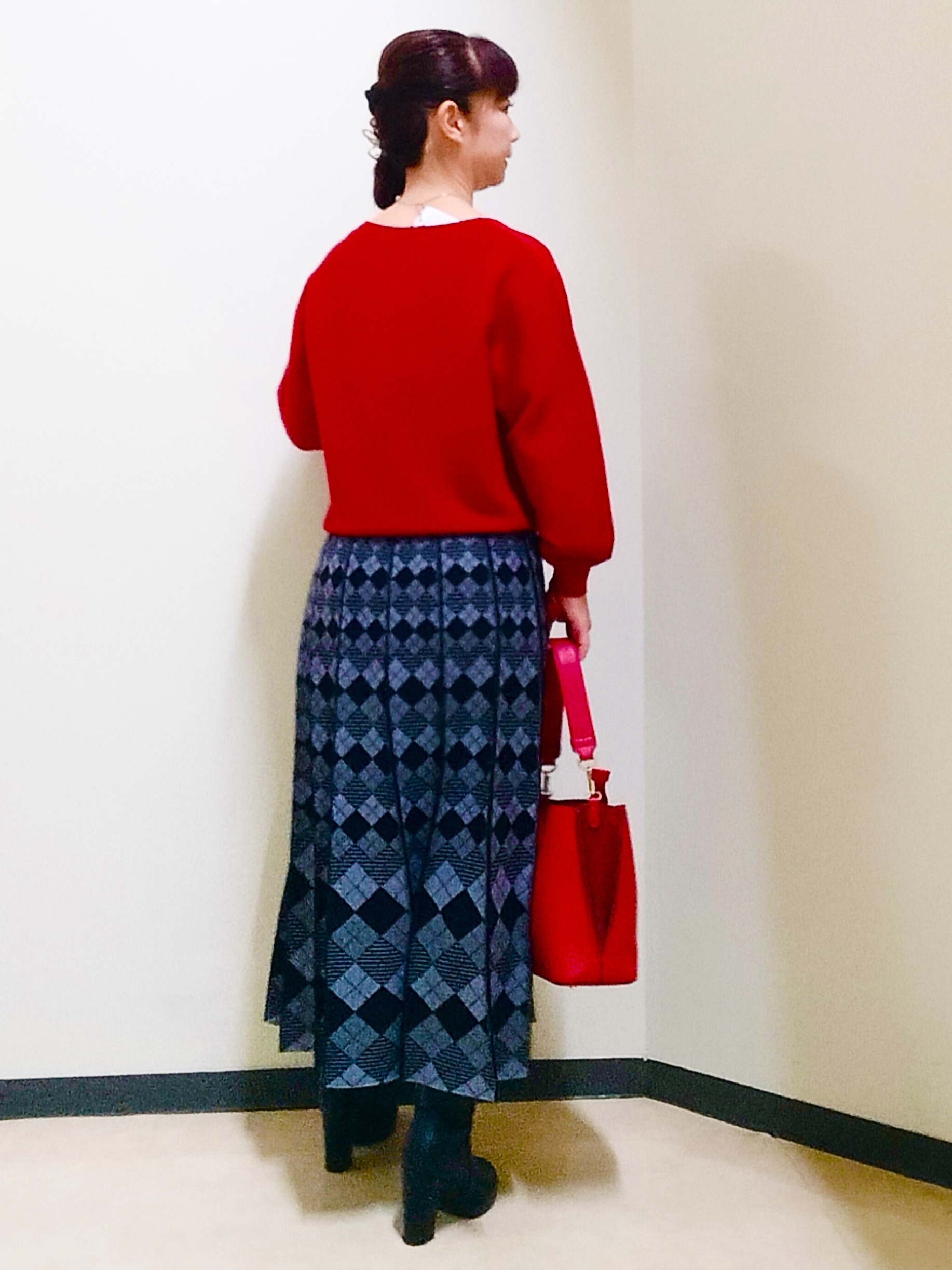 花さんの「Reflect｜レザー調ジップアップブルゾン」を使ったコーディネート