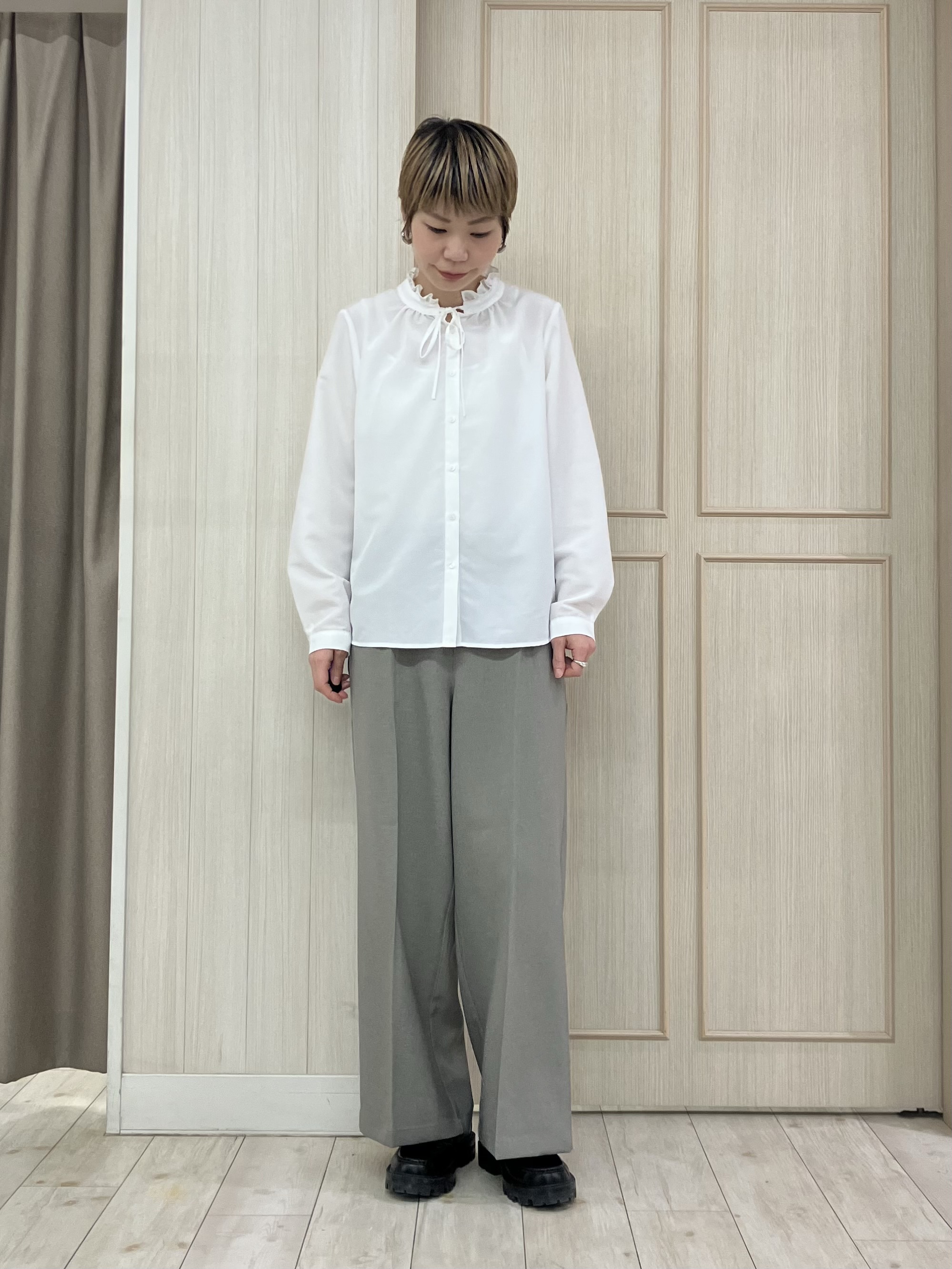 Turnerさんの「SHOO･LA･RUE｜【セットアップ可/洗濯後しわになりにくい】ウールフィール ダブルジャケット」を使ったコーディネート
