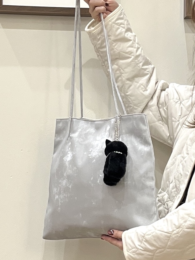まつみさんの「SHOO･LA･RUE｜【撥水/S-LL/洗濯機可】ウエスト絞れる キルト中綿ジャケット」を使ったコーディネート