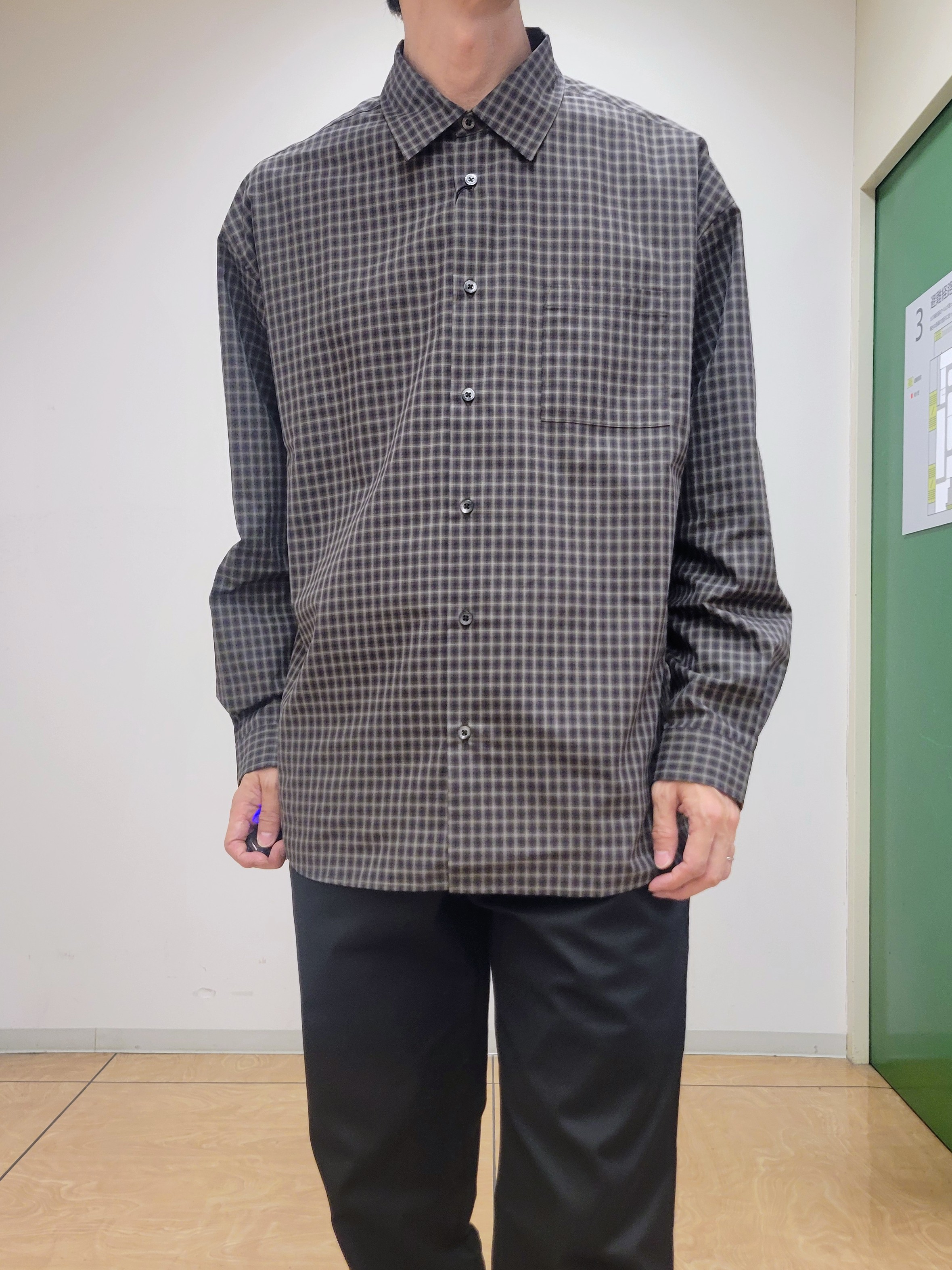 piroyaさんの「TAKEO KIKUCHI｜【日本製/Sサイズ～】リラックスフィットシャツ」を使ったコーディネート