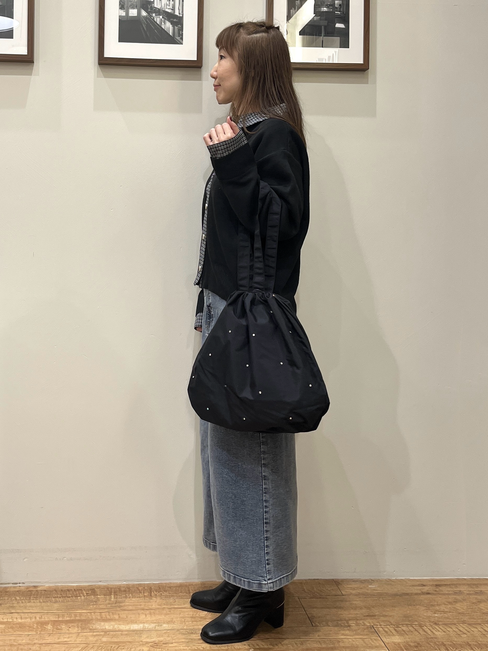 まつみさんの「SHOO･LA･RUE｜【S-LL/洗濯機可】デニム／チェック切替でこなれ見え 金ボタンニットカーディガン」を使ったコーディネート