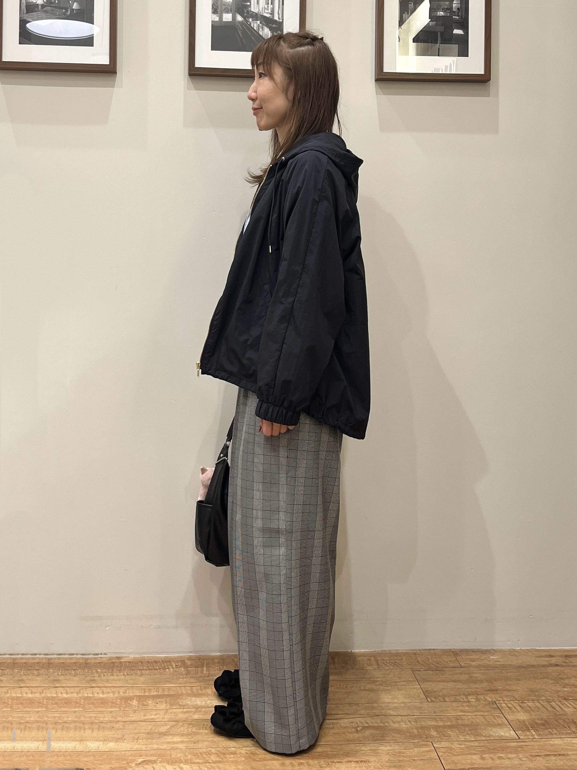 まつみさんの「SHOO･LA･RUE｜【S-LL/撥水】ゴールドパーツで女性らしく ギャザーブルゾン」を使ったコーディネート