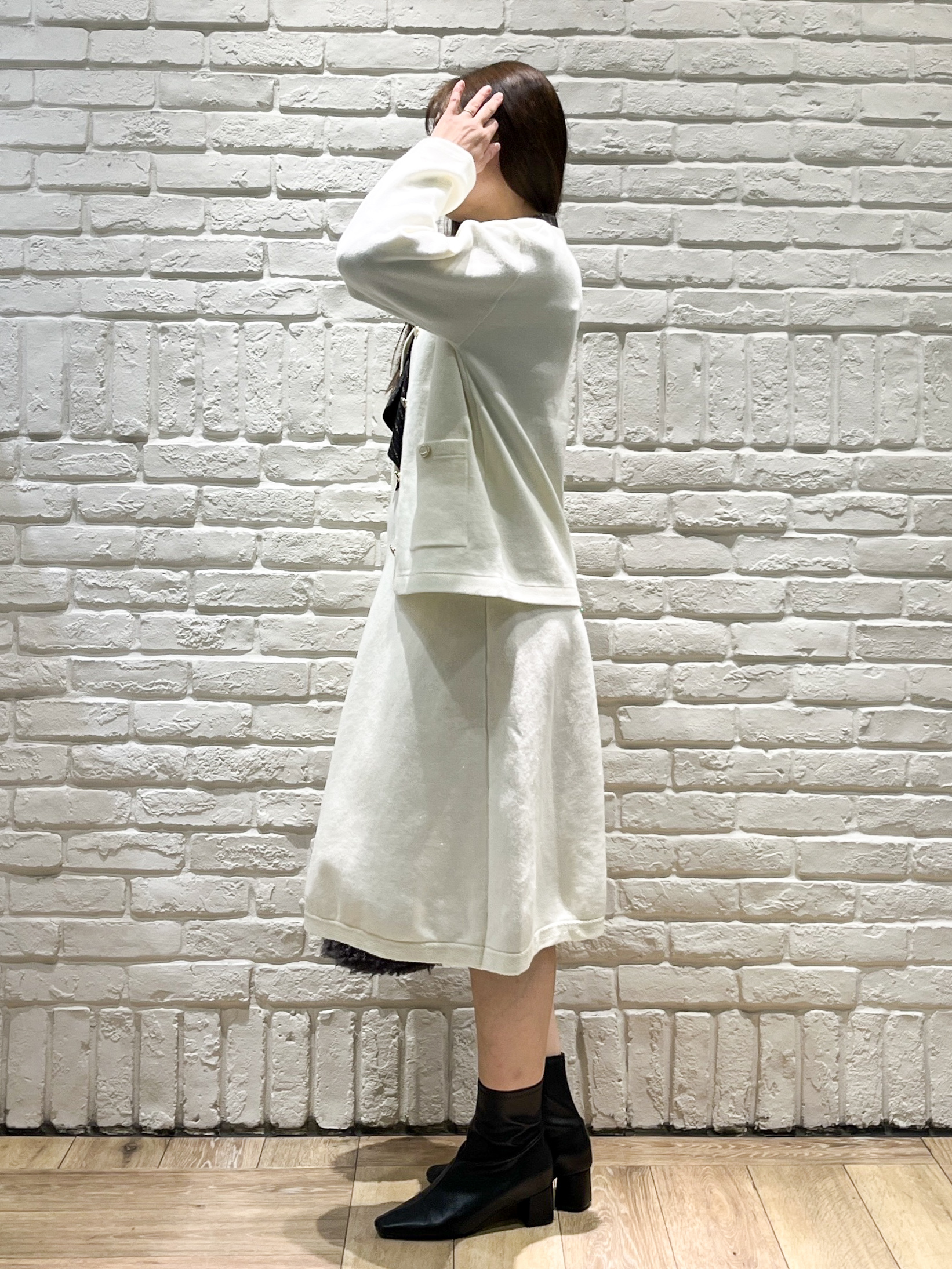 erinaさんの「index｜【セットアップ可】ノーカラーミドルコーディガン《洗濯機OK》」を使ったコーディネート