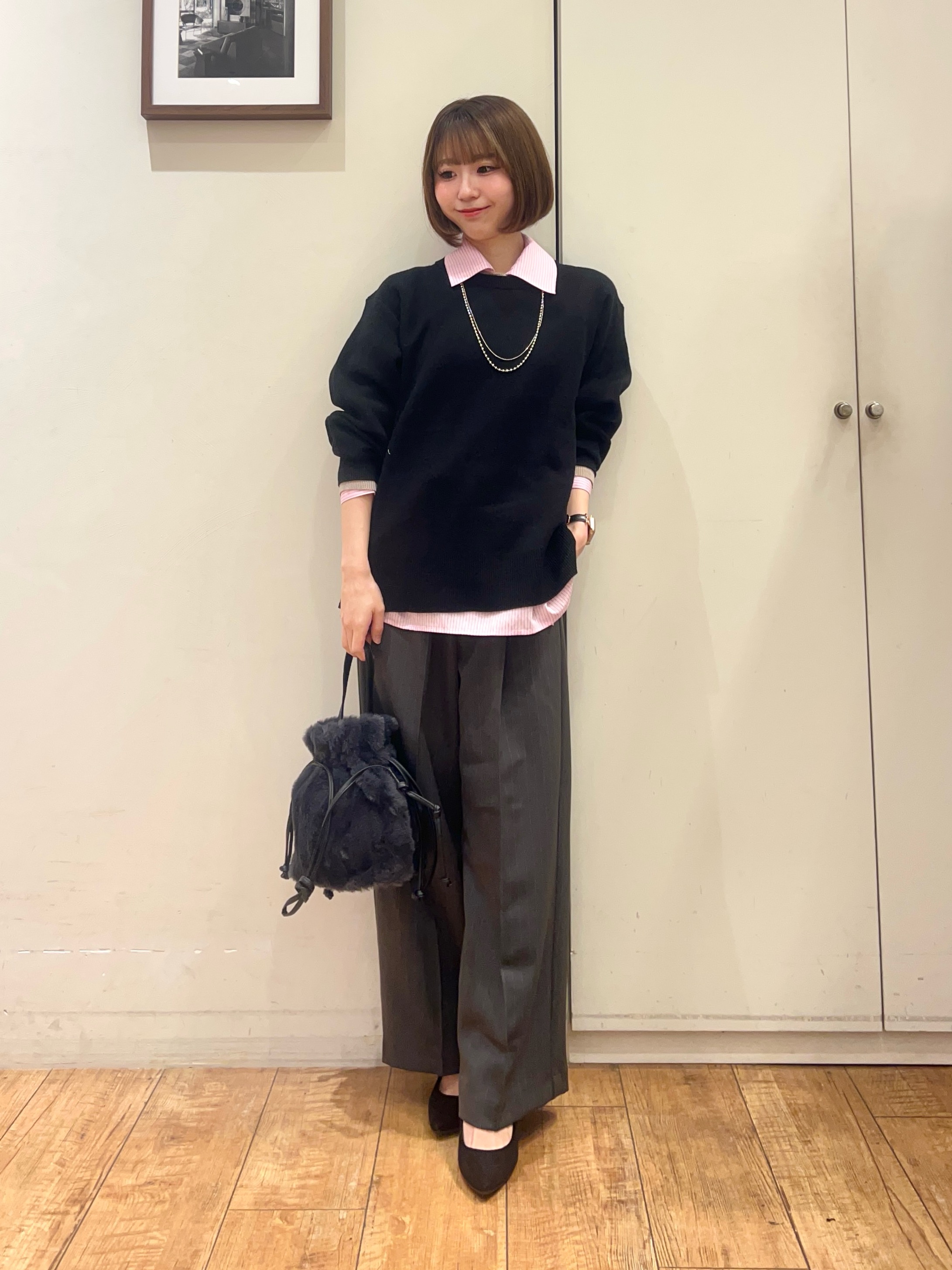 AIRIさんの「SHOO･LA･RUE｜【洗濯機可】インせず決まるAライン ストライプスキッパーシャツ」を使ったコーディネート