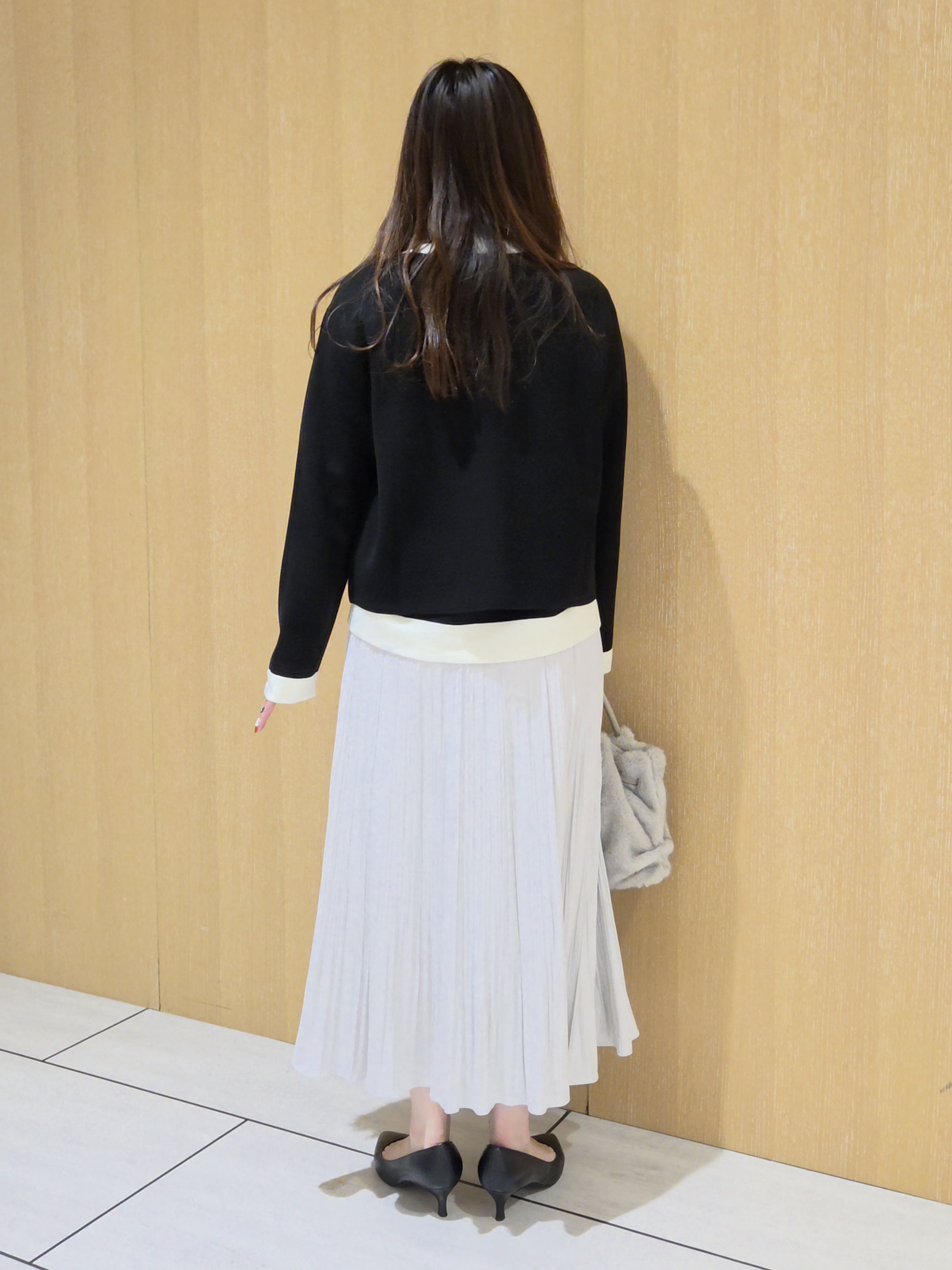 YuKaRiさんの「UNTITLED｜【アンサンブル可/ジャケットライク】モールラインカーディガン」を使ったコーディネート