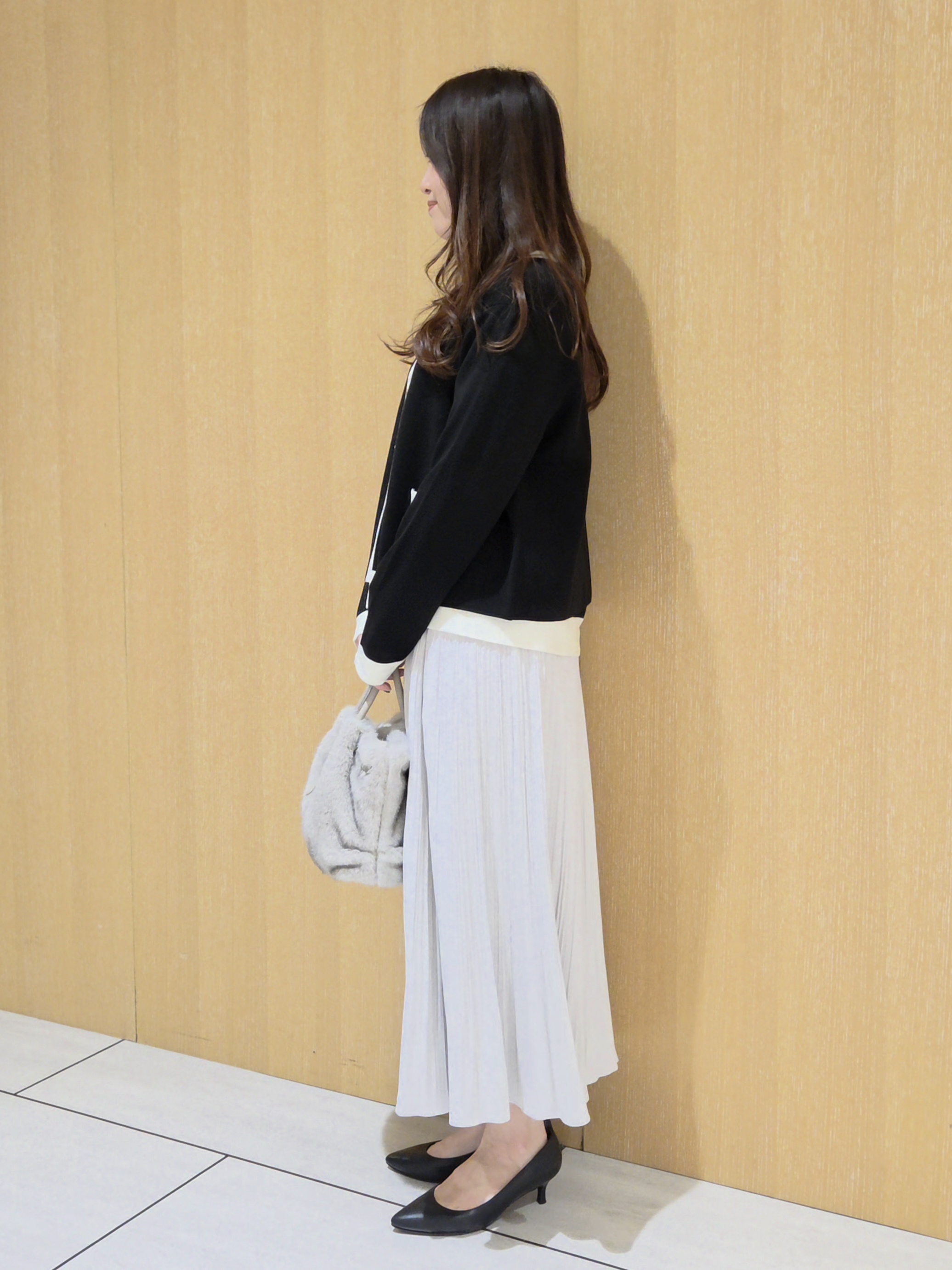 YuKaRiさんの「UNTITLED｜【アンサンブル可/ジャケットライク】モールラインカーディガン」を使ったコーディネート