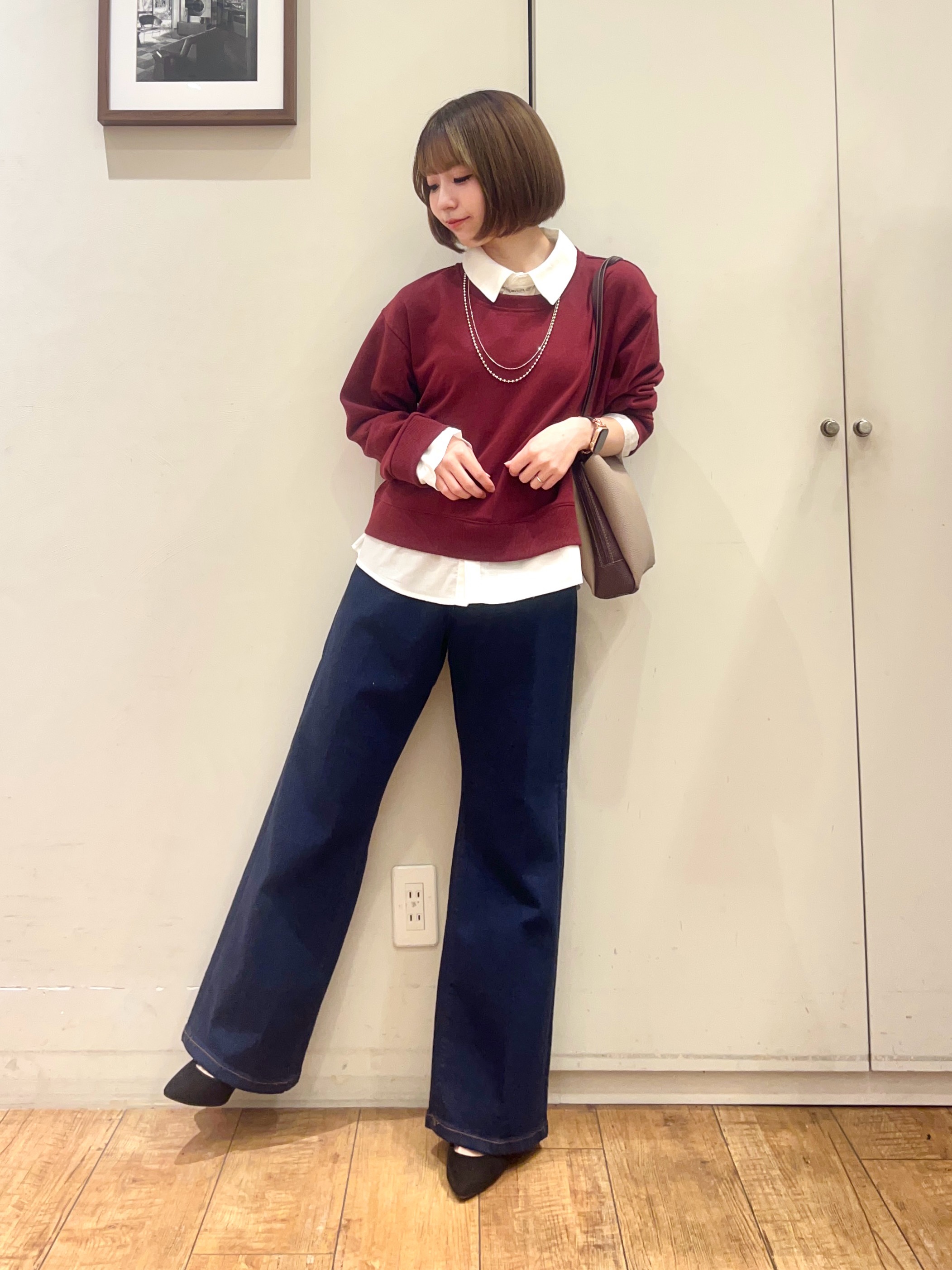 AIRIさんの「SHOO･LA･RUE｜【S-LL/洗濯機可】一枚でレイヤード感が完成する シャツドッキング裏毛トップス」を使ったコーディネート