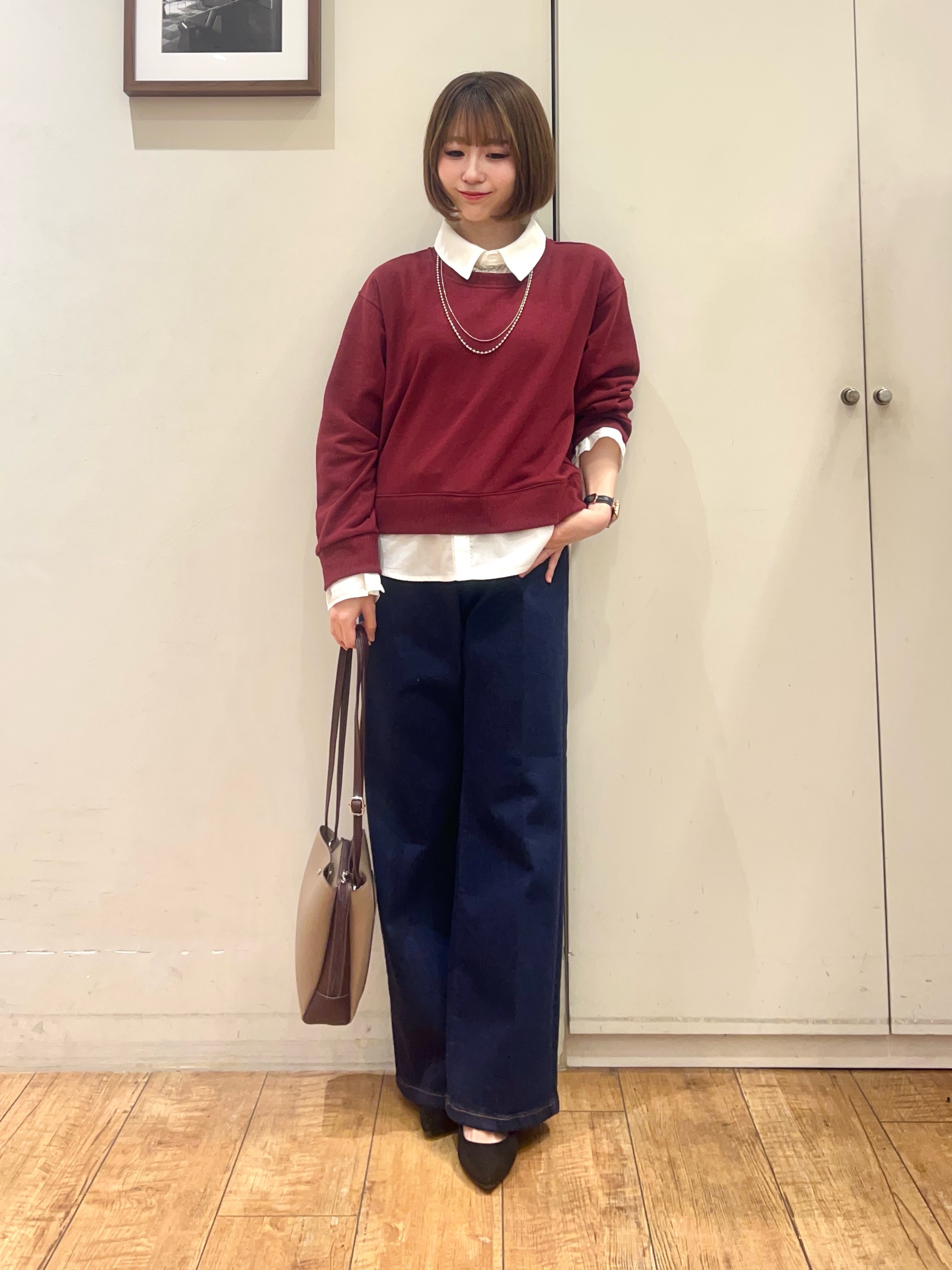 AIRIさんの「SHOO･LA･RUE｜【S-LL/洗濯機可】一枚でレイヤード感が完成する シャツドッキング裏毛トップス」を使ったコーディネート