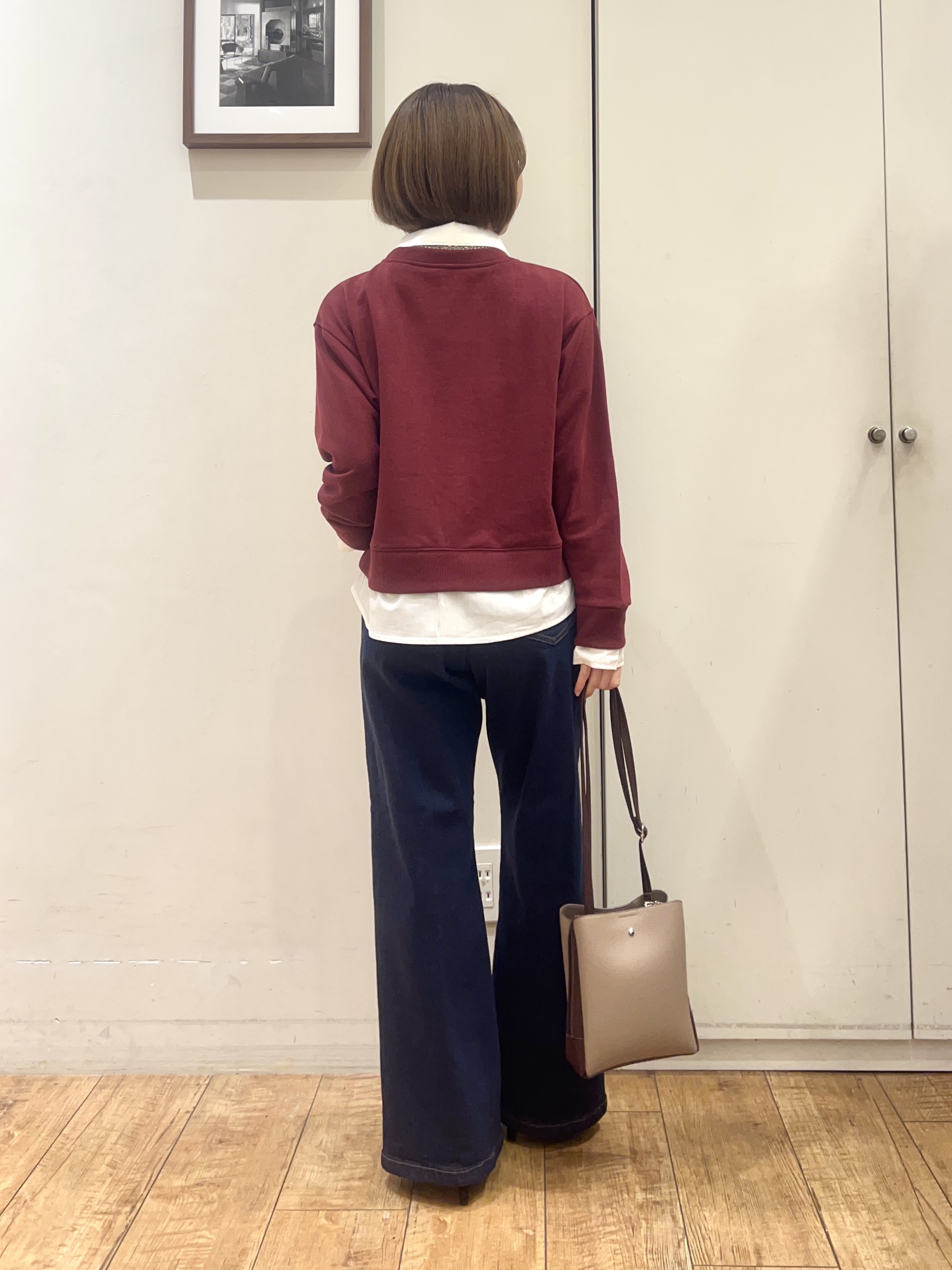 AIRIさんの「SHOO･LA･RUE｜【S-LL/洗濯機可】一枚でレイヤード感が完成する シャツドッキング裏毛トップス」を使ったコーディネート