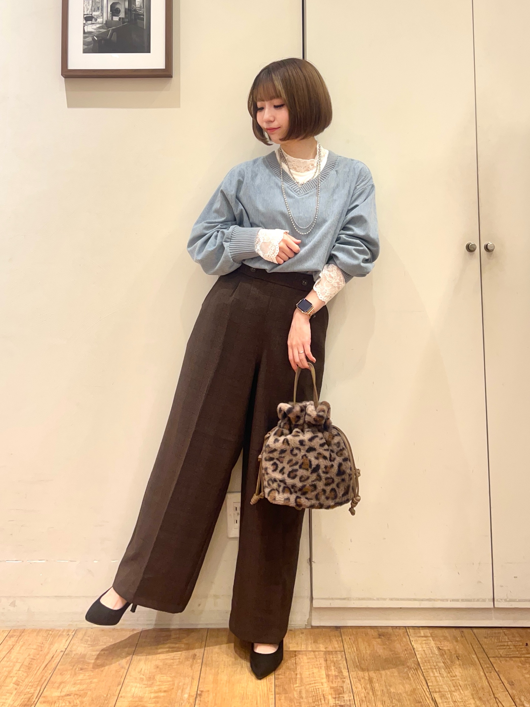 AIRIさんの「SHOO･LA･RUE｜【S-LL/洗濯機可/前後2WAY】大人カジュアルにきまる コーデュロイトップス」を使ったコーディネート