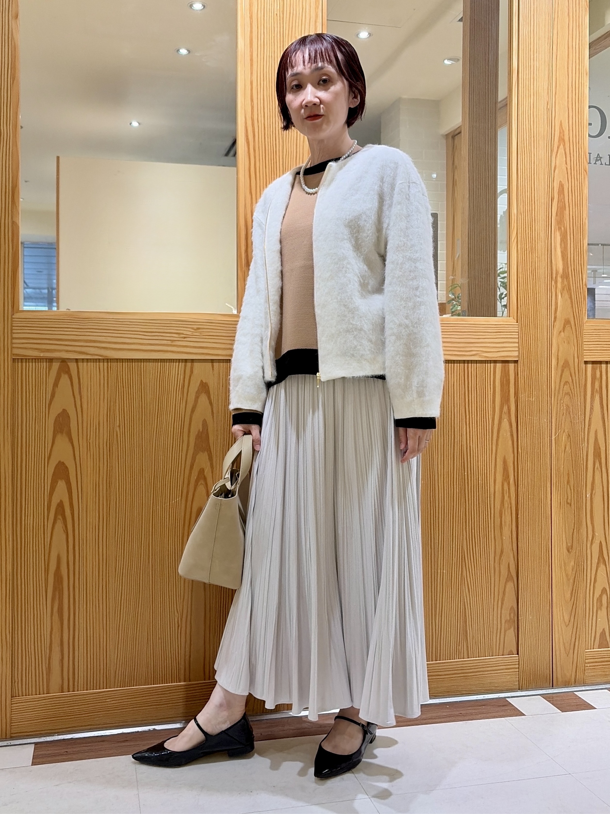 ゆうさんの「UNTITLED｜【アンサンブル可/上品映え】モールラインクルーネックニット」を使ったコーディネート
