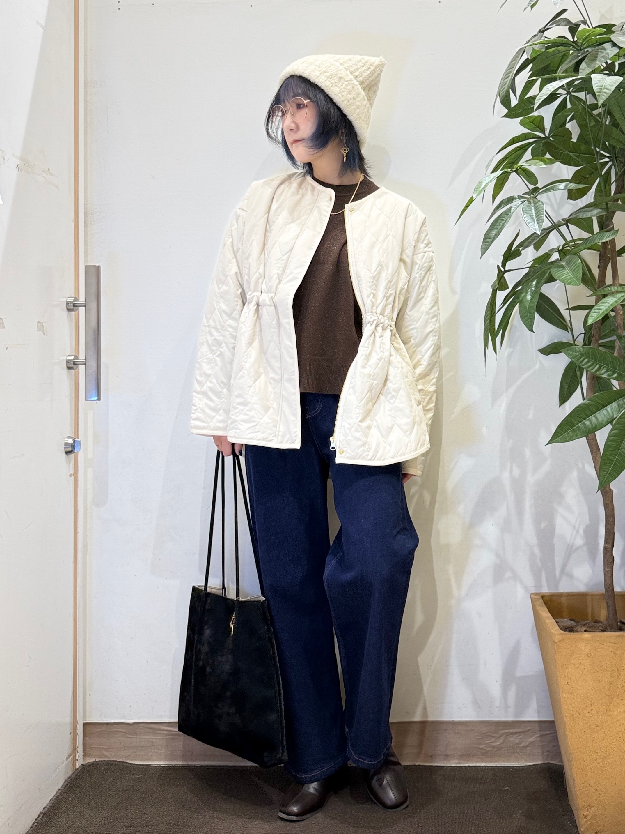 misakiさんの「SHOO･LA･RUE｜【撥水/S-LL/洗濯機可】ウエスト絞れる キルト中綿ジャケット」を使ったコーディネート