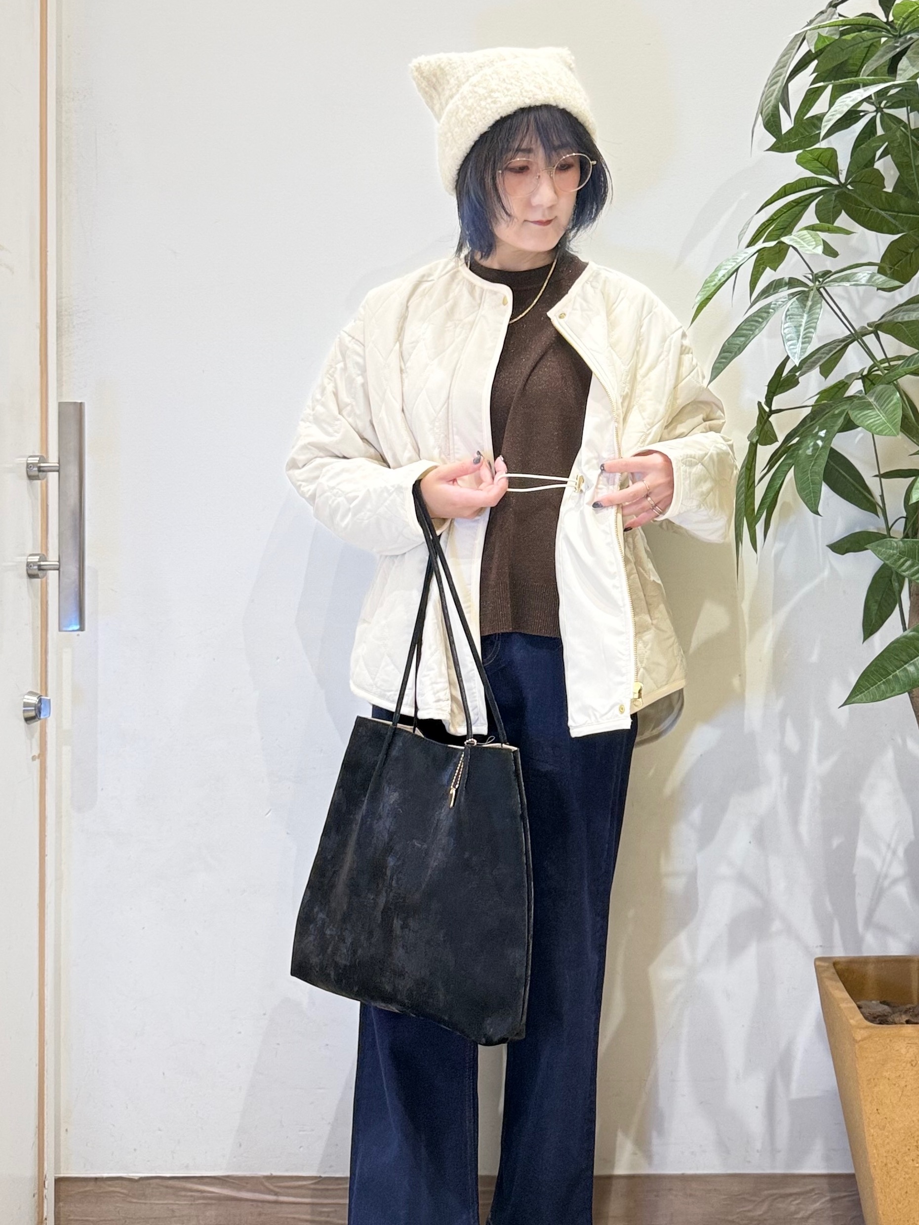 misakiさんの「SHOO･LA･RUE｜【撥水/S-LL/洗濯機可】ウエスト絞れる キルト中綿ジャケット」を使ったコーディネート
