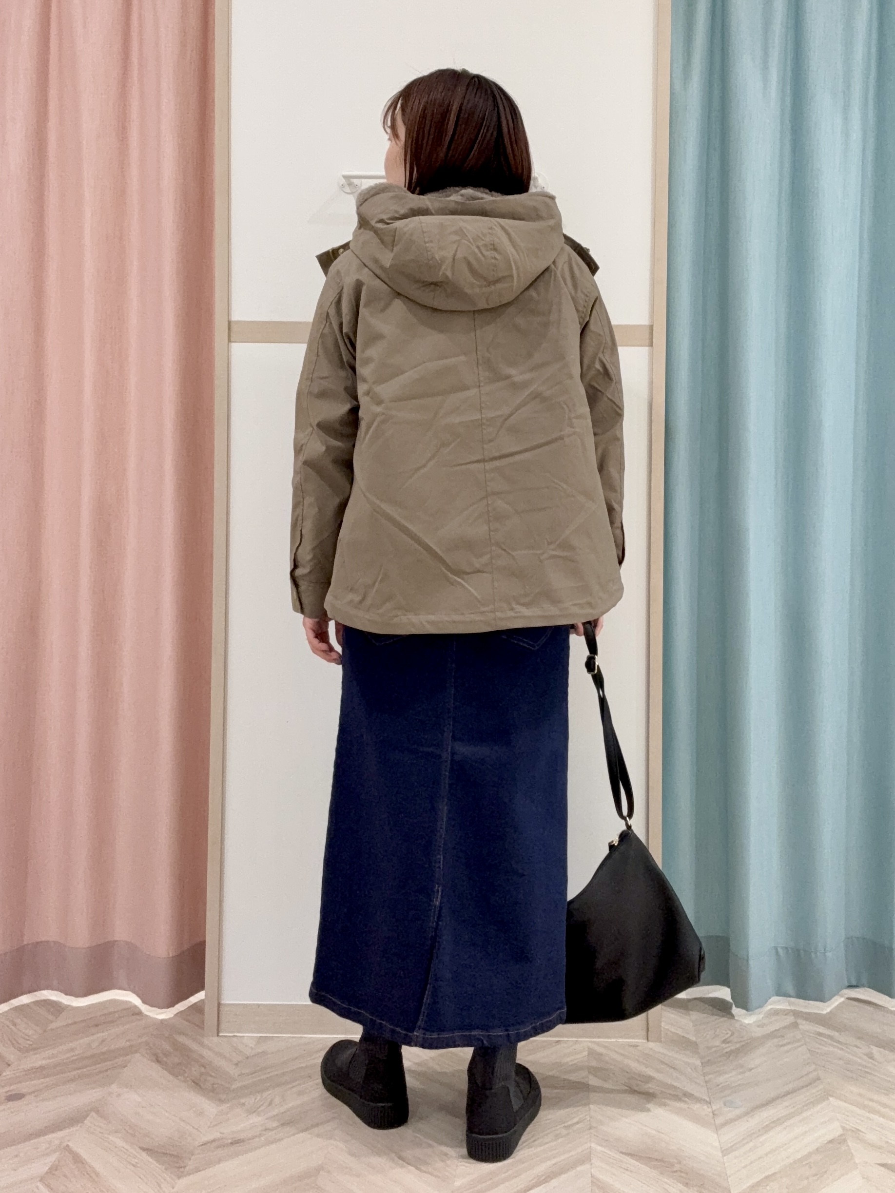 kさんの「SHOO･LA･RUE｜【洗濯機可/撥水/マルチWAY】ファーライナー付き 毎日欲張りマンパ」を使ったコーディネート