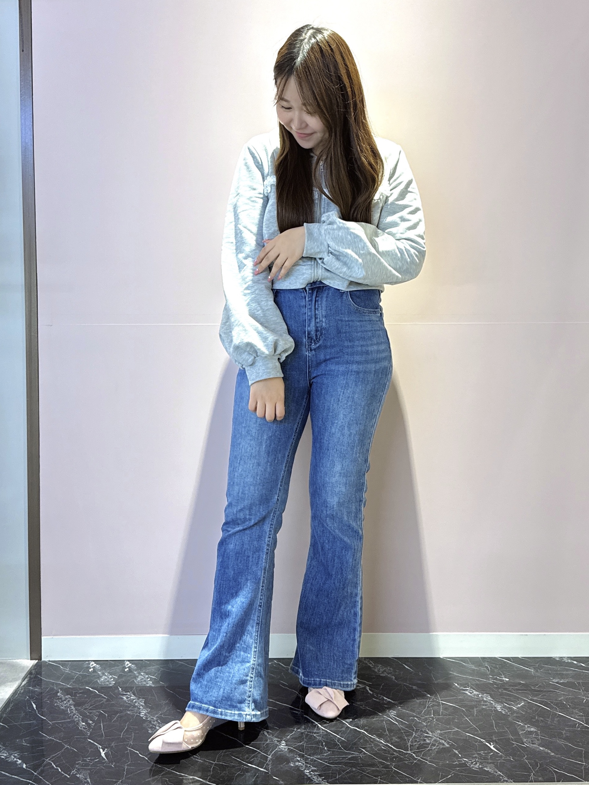 neinaさんの「ESPERANZA｜折りリボンチュールパンプス」を使ったコーディネート