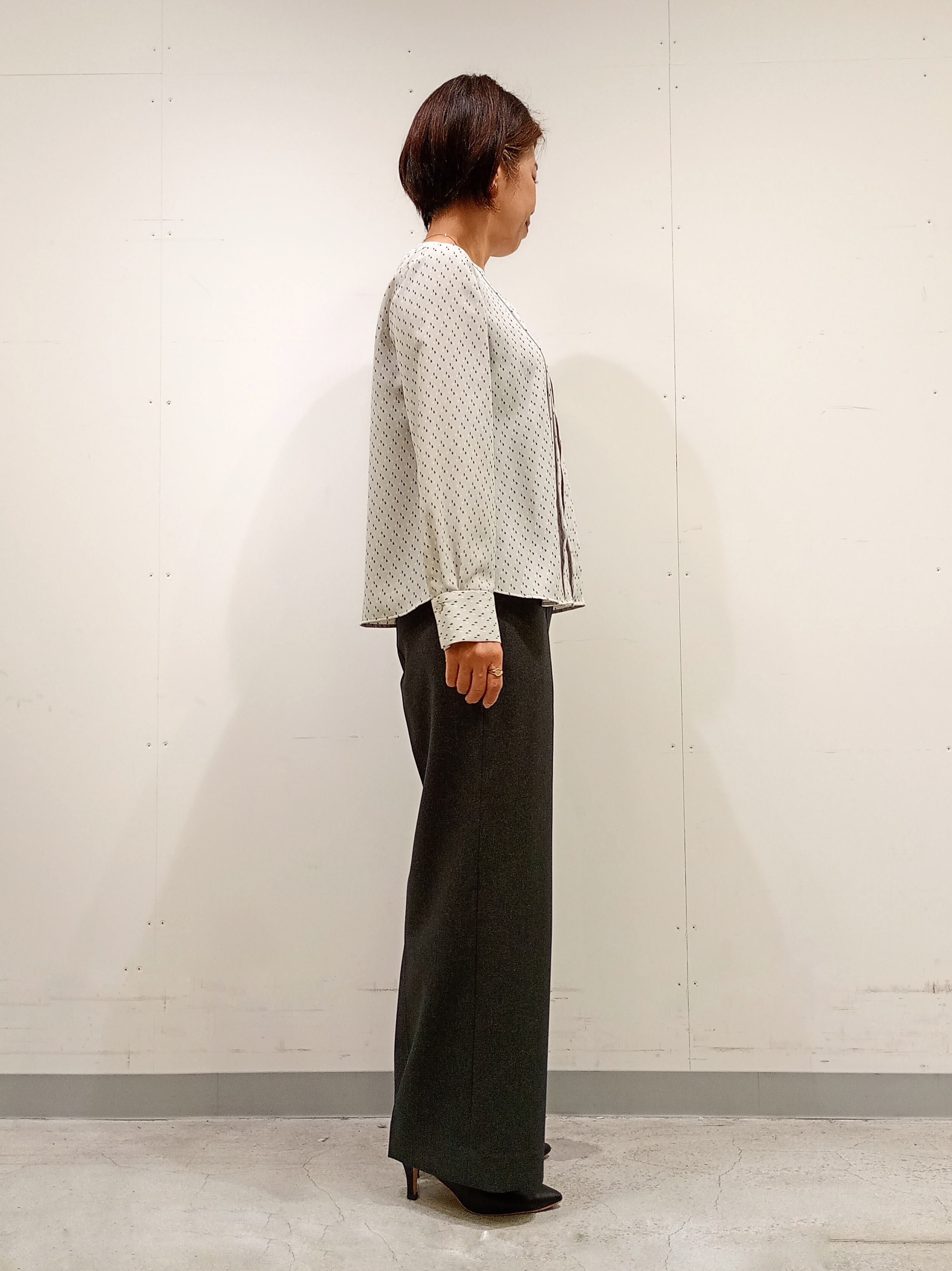 Kさんの「INDIVI｜【洗える／通勤／スーツ】メランジストレッチ ノーカラージャケット」を使ったコーディネート