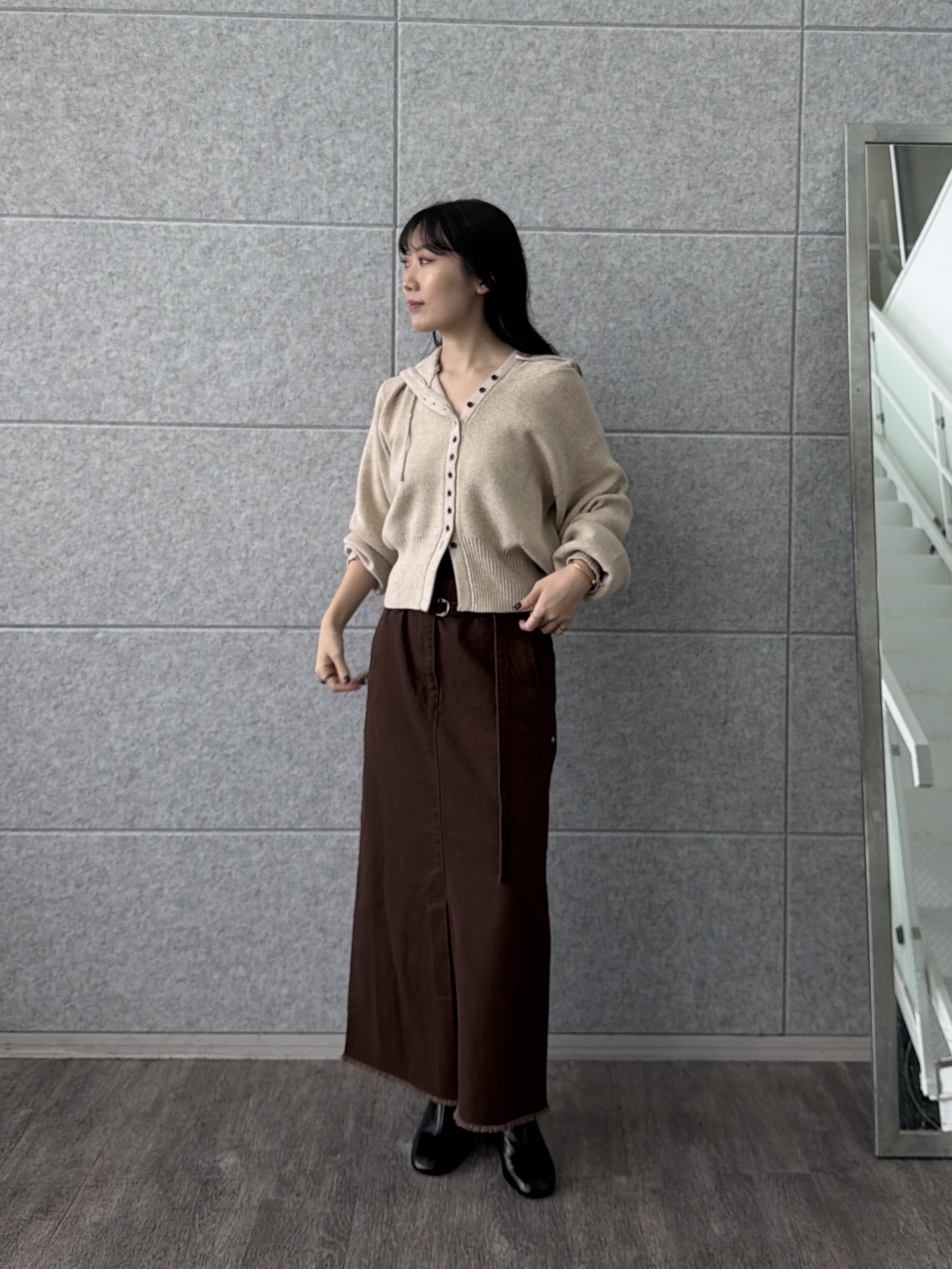 rinaさんの「INDIVI｜フーディニットカーディガン【LIVE紹介／上枝みどりさん着用】」を使ったコーディネート