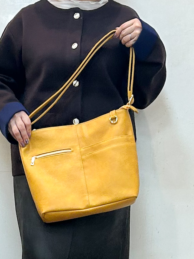 haruさんの「SHOO･LA･RUE｜【S-LL/洗濯機可/静電気防止】もちもち配色ダブルフェイスカーディガン」を使ったコーディネート