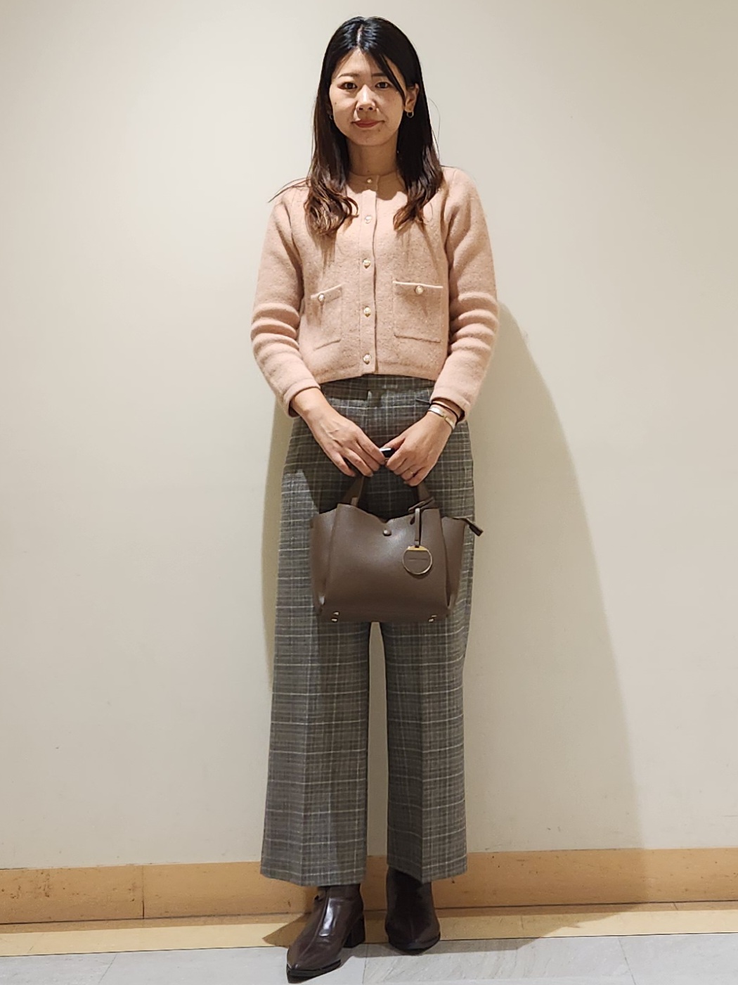 yukaさんの「COUP DE CHANCE｜【手洗い可／ラクーン混】ヘアリーカーディガン」を使ったコーディネート