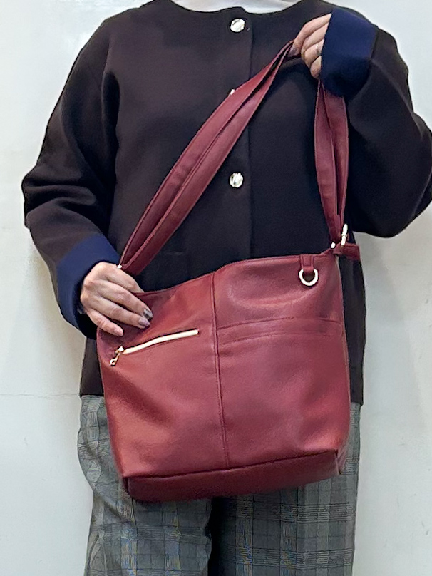 haruさんの「SHOO･LA･RUE｜【S-LL/洗濯機可/静電気防止】もちもち配色ダブルフェイスカーディガン」を使ったコーディネート