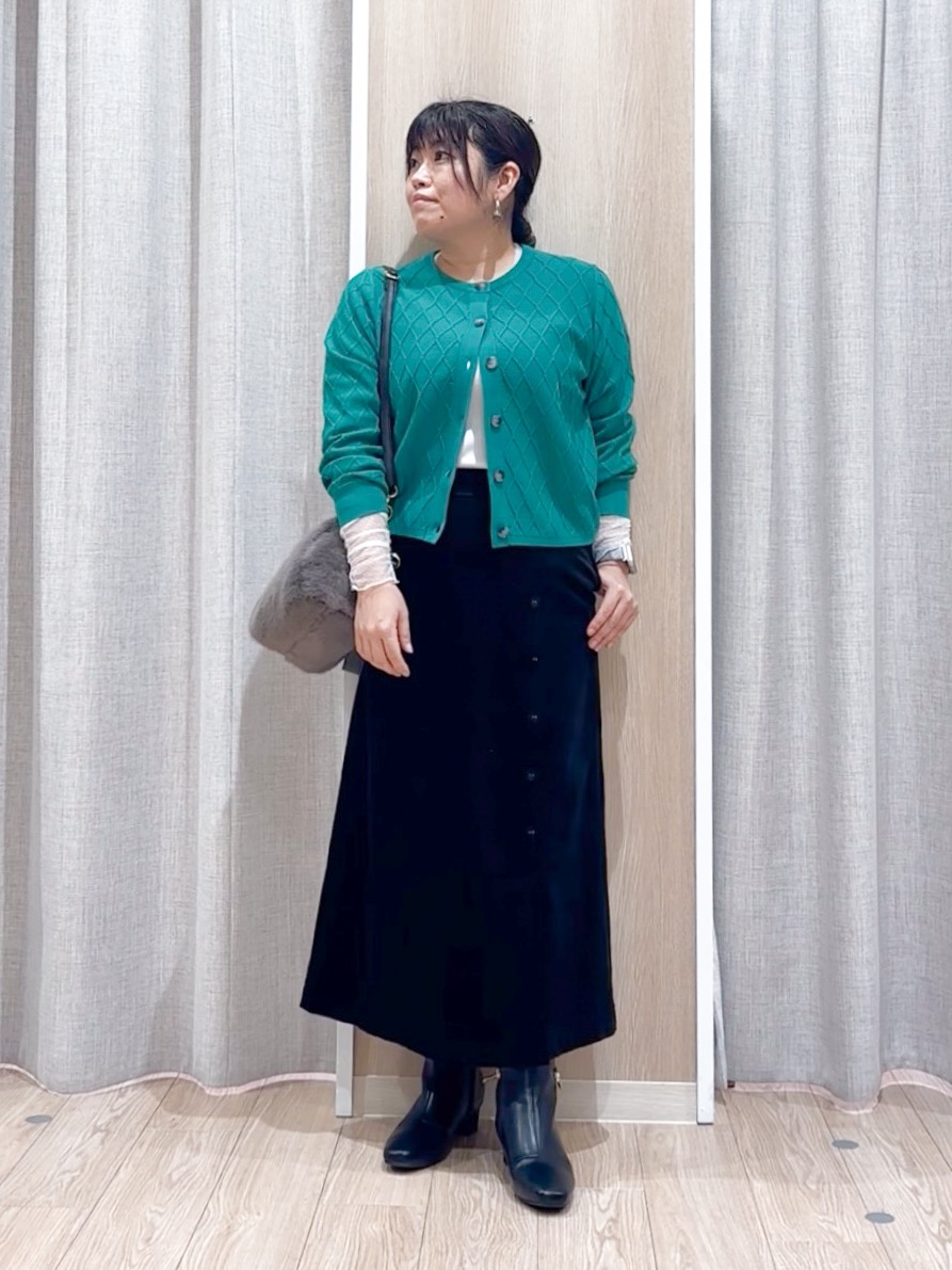 naoさんの「grove｜【撥水／シルエット2WAY】ゆったり着られて体型カバー◎ スタンドネック テントラインコート」を使ったコーディネート
