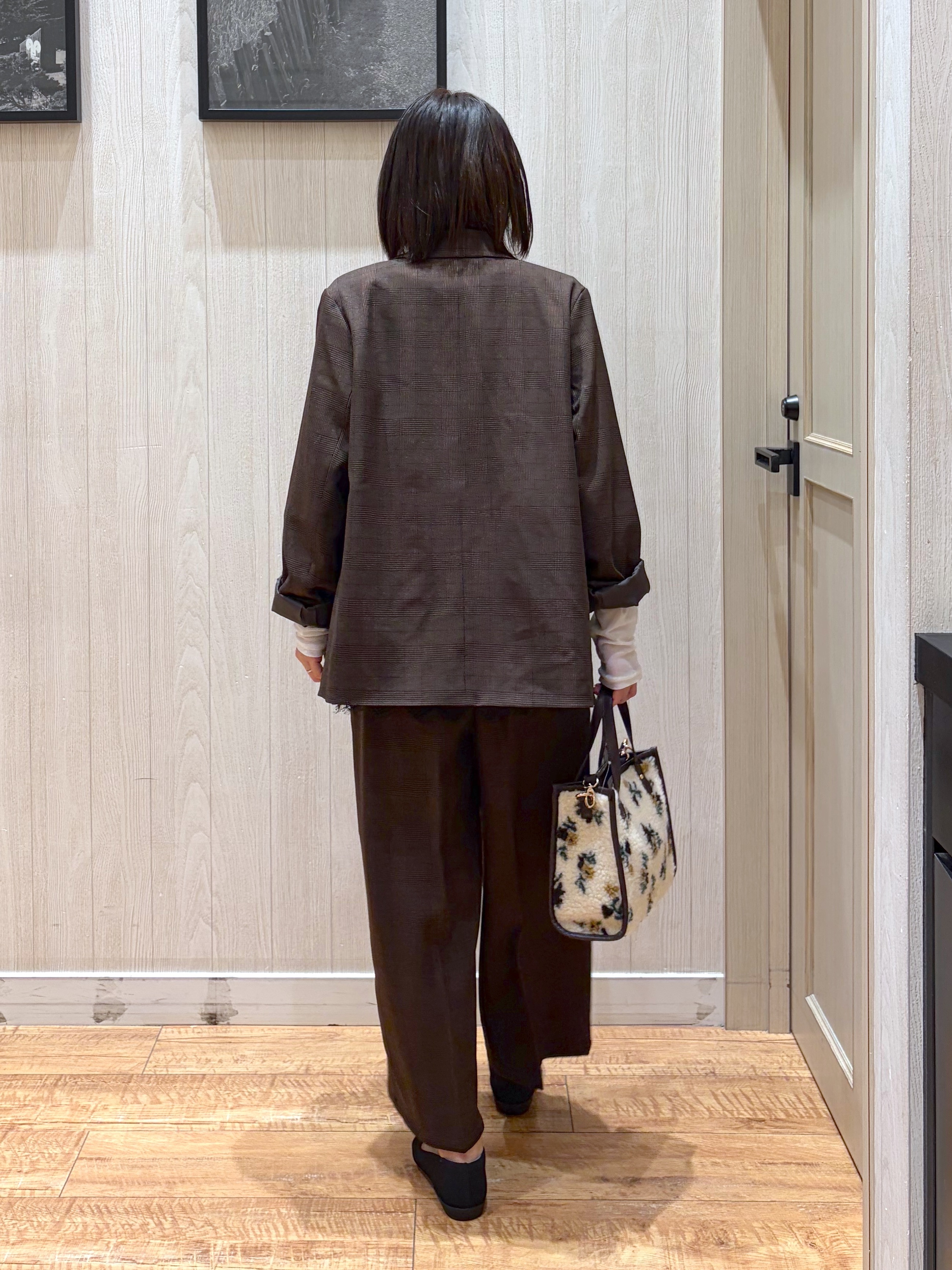 shirayuuuさんの「SHOO･LA･RUE｜【セットアップ可/洗濯後しわになりにくい】ウールフィール ダブルジャケット」を使ったコーディネート