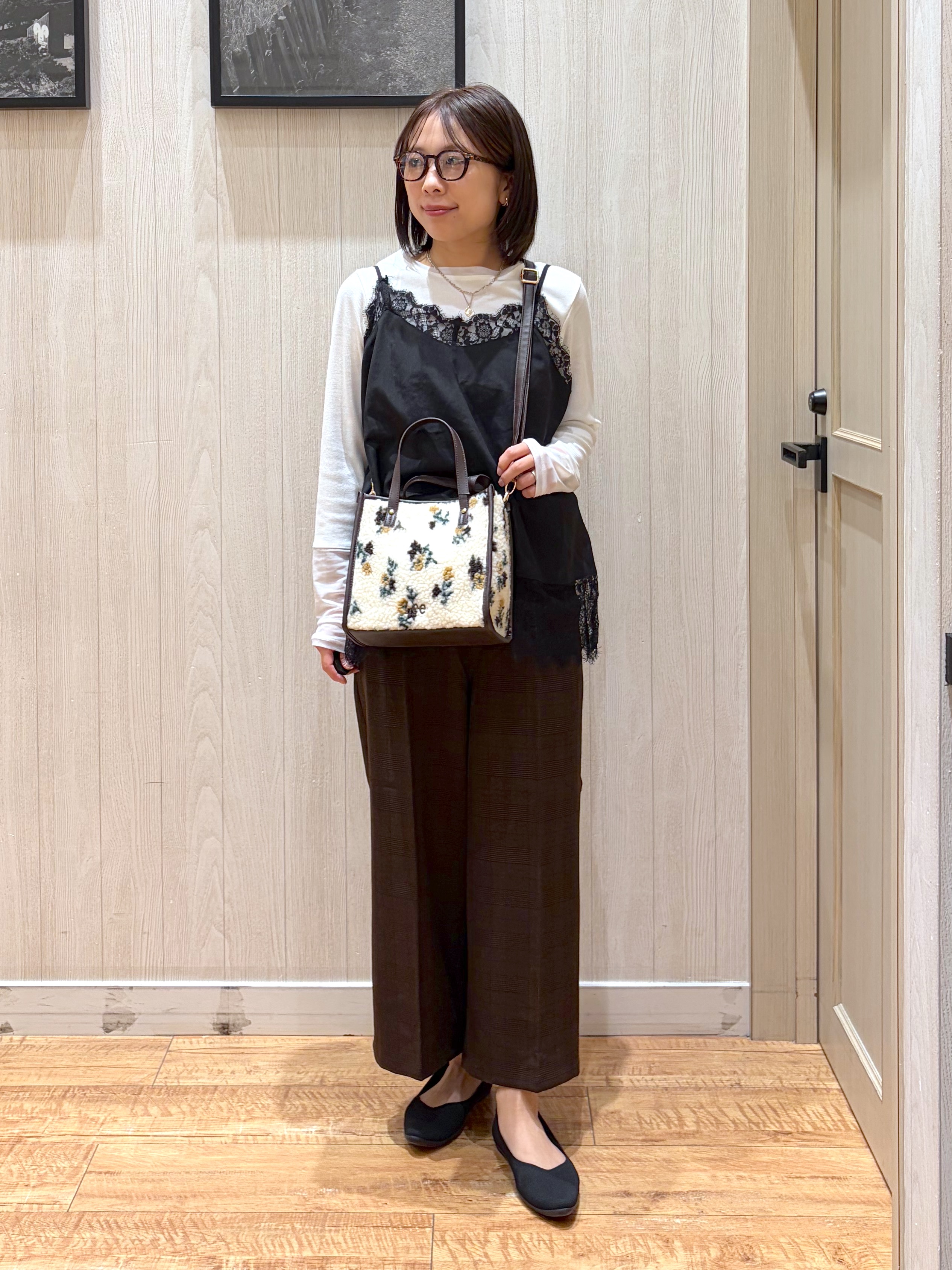 shirayuuuさんの「SHOO･LA･RUE｜【セットアップ可/洗濯後しわになりにくい】ウールフィール ダブルジャケット」を使ったコーディネート