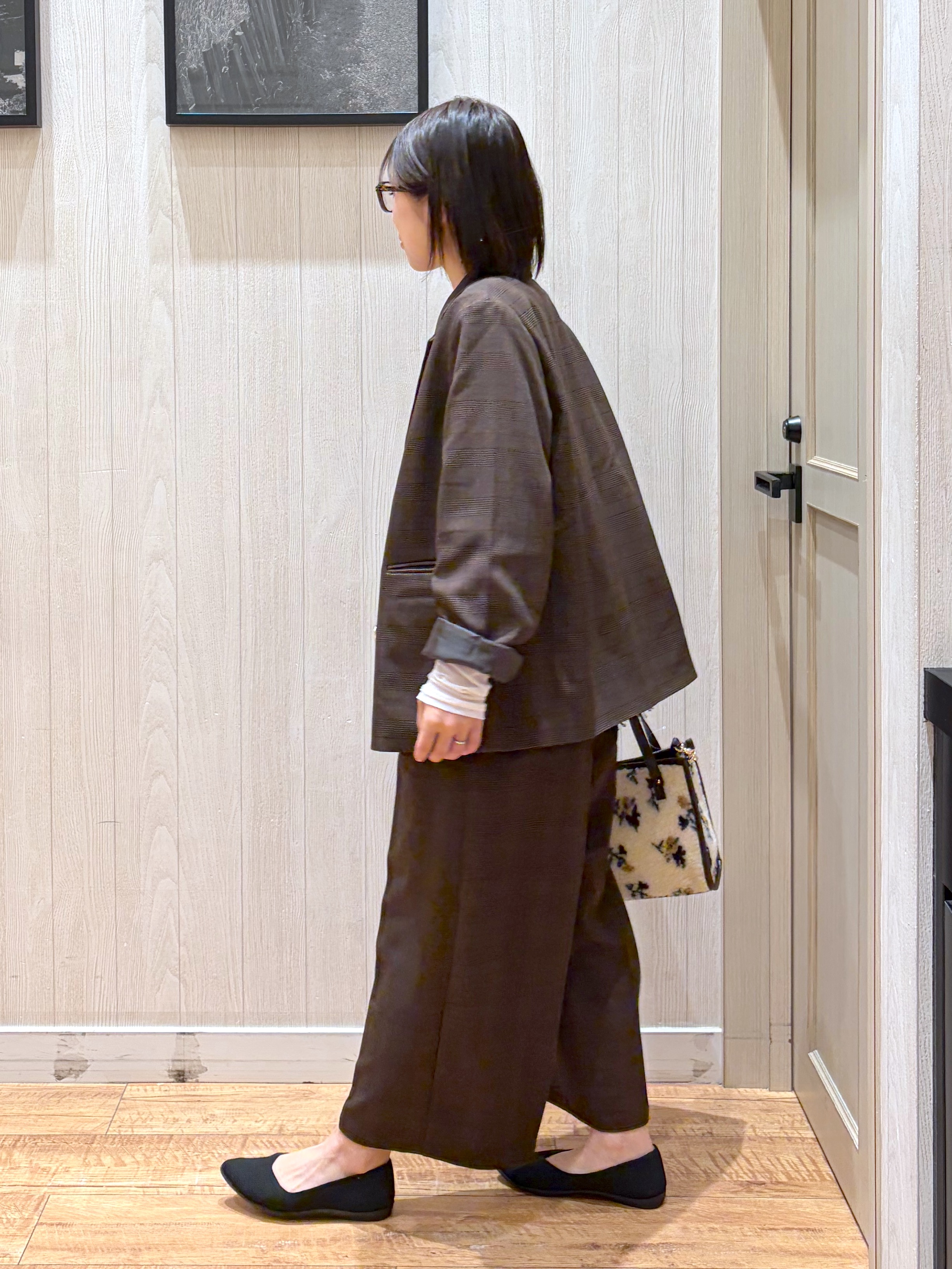 shirayuuuさんの「SHOO･LA･RUE｜【セットアップ可/洗濯後しわになりにくい】ウールフィール ダブルジャケット」を使ったコーディネート