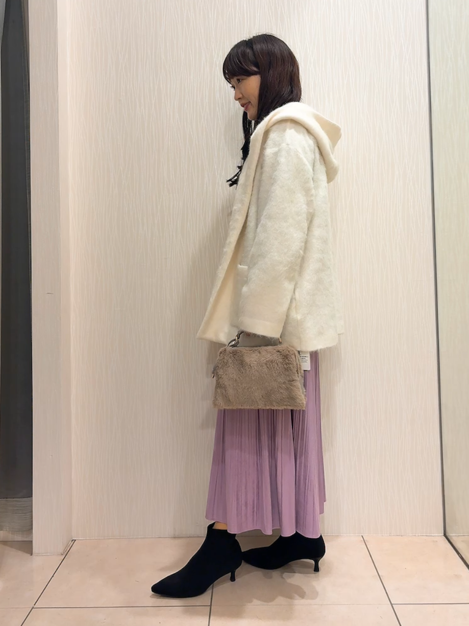SAHOさんの「UNTITLED｜【軽アウター/秋羽織り】シャギーフーディ―カーディガン」を使ったコーディネート