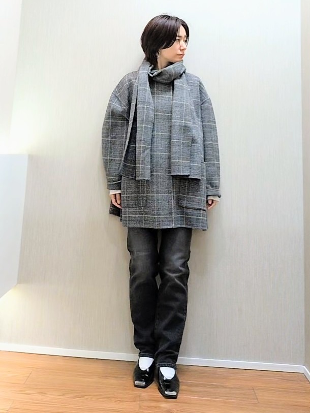 ミズタさんの「UNTITLED｜【きれいに体型カバー/8色展開】Aラインシルエットニットプルオーバー」を使ったコーディネート