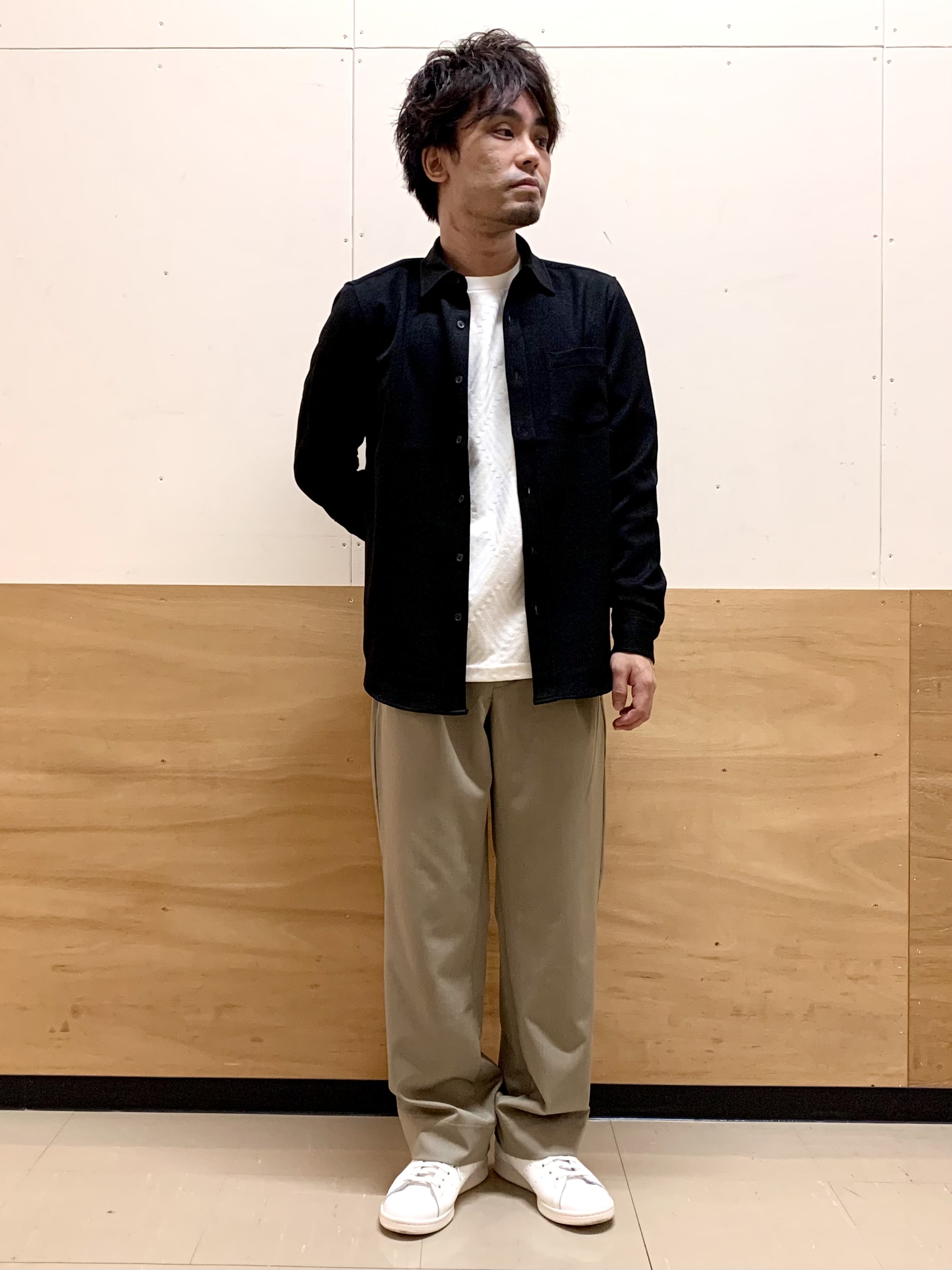 MATUさんの「THE SHOP TK｜【洗濯機OK】ウールライク 長袖オックスシャツ」を使ったコーディネート