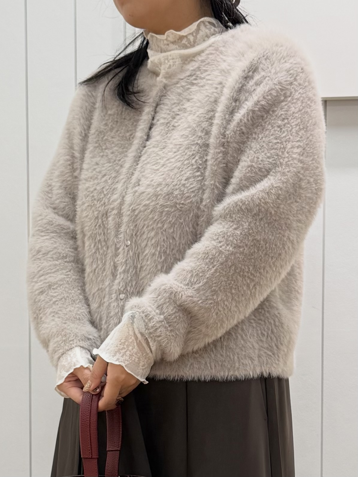 tomokoさんの「Dessin｜【洗える】シャギーニットカーディガン」を使ったコーディネート