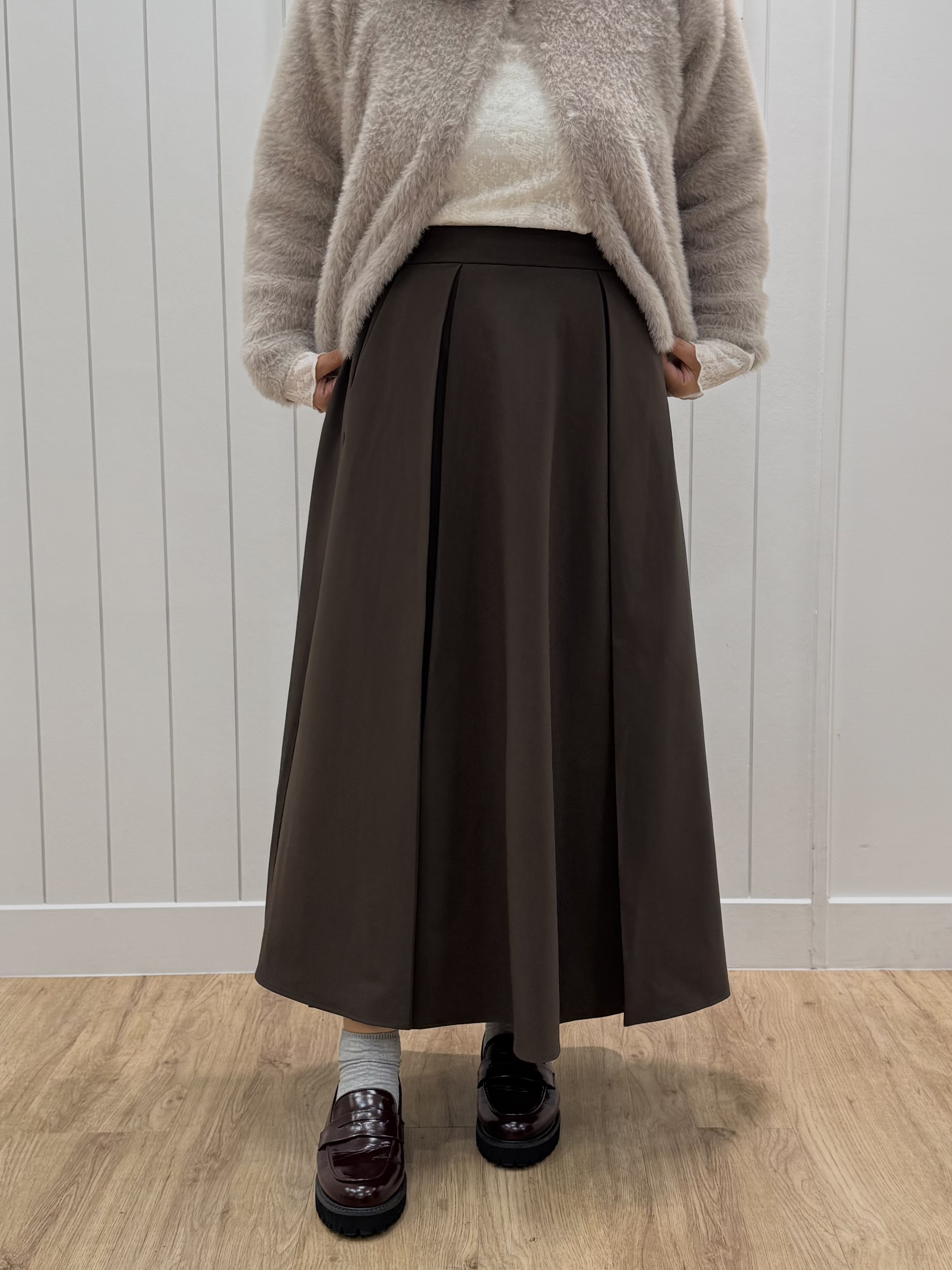 tomokoさんの「Dessin｜【洗える】シャギーニットカーディガン」を使ったコーディネート