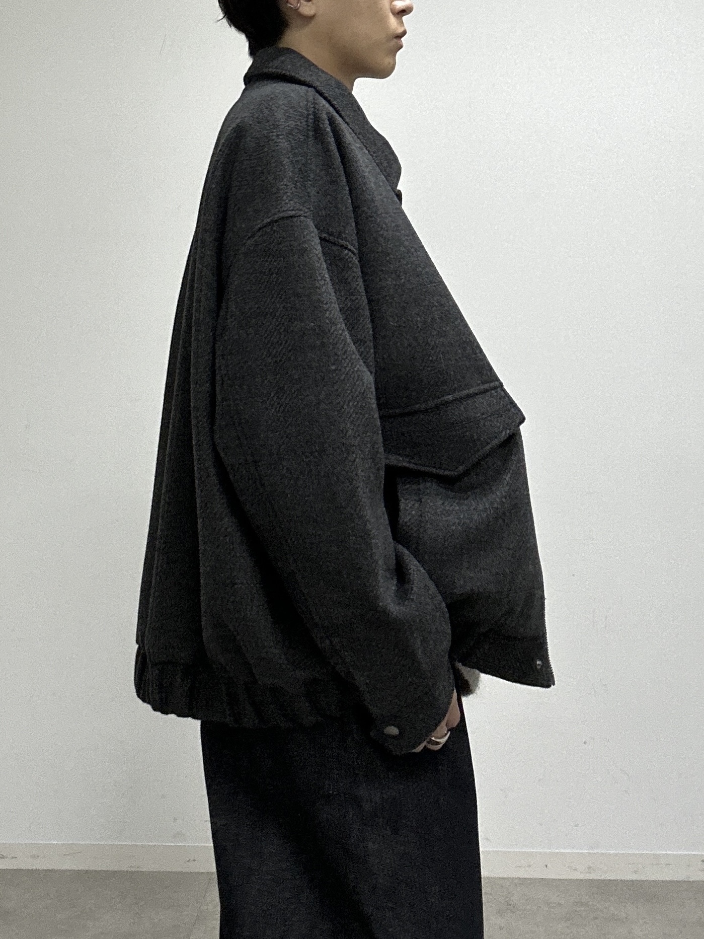 ドイさんの「tk.TAKEO KIKUCHI｜レイヤードヘンリーネックニット」を使ったコーディネート
