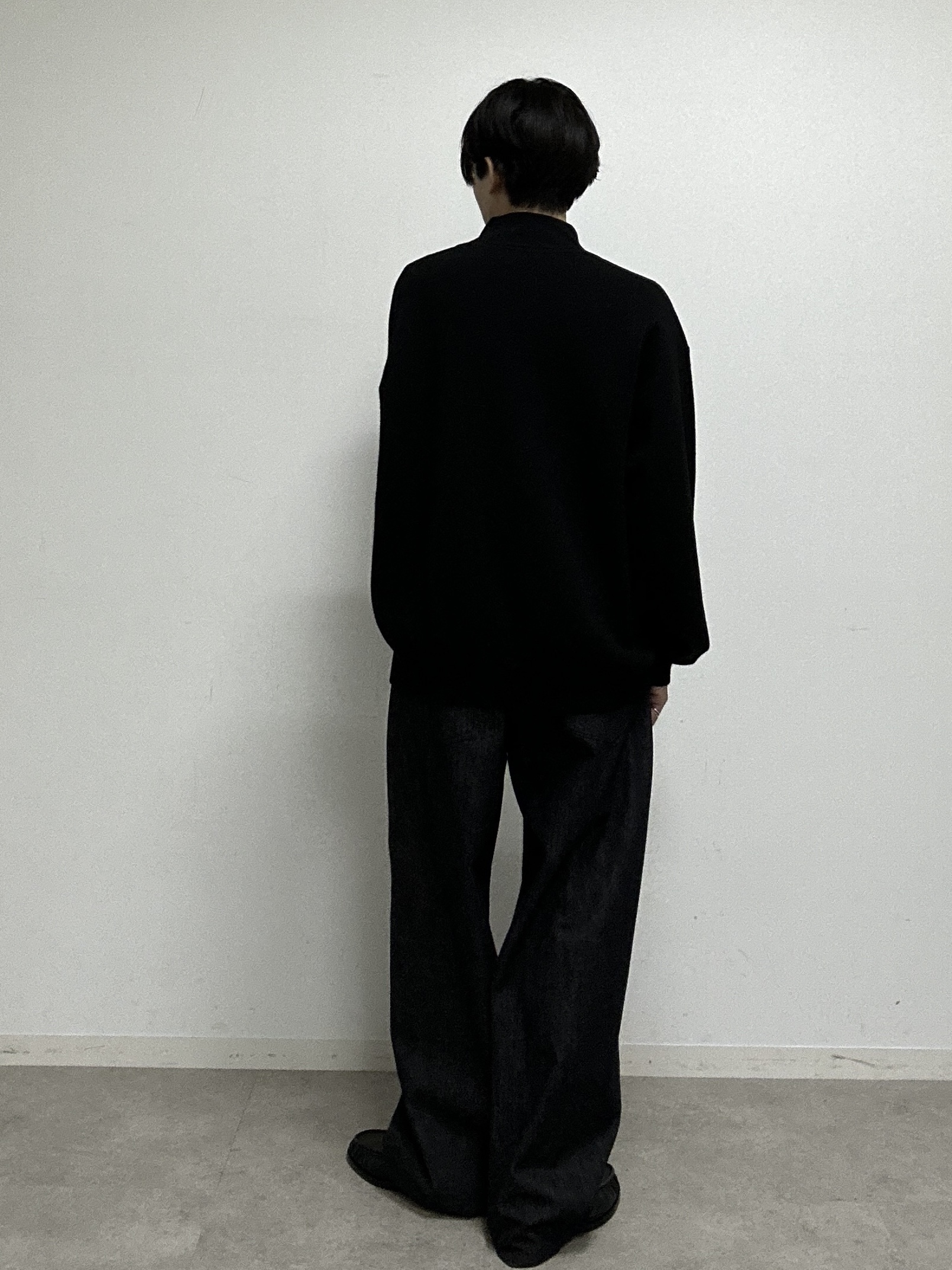 ドイさんの「tk.TAKEO KIKUCHI｜【色褪せしにくいデニム】Comfy Fadeless Denim Seriesバレルデニム」を使ったコーディネート